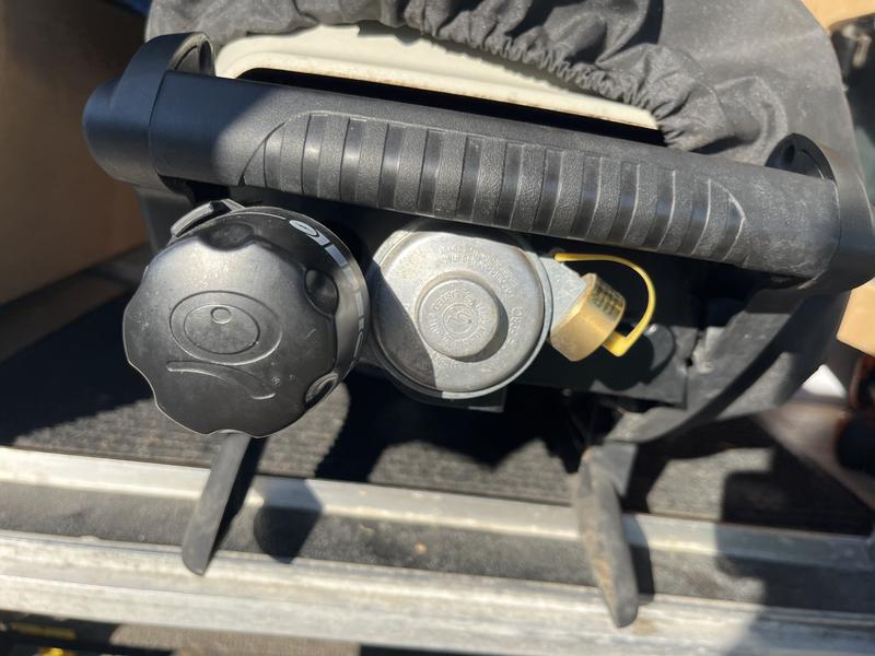 Photos of regulator and grill