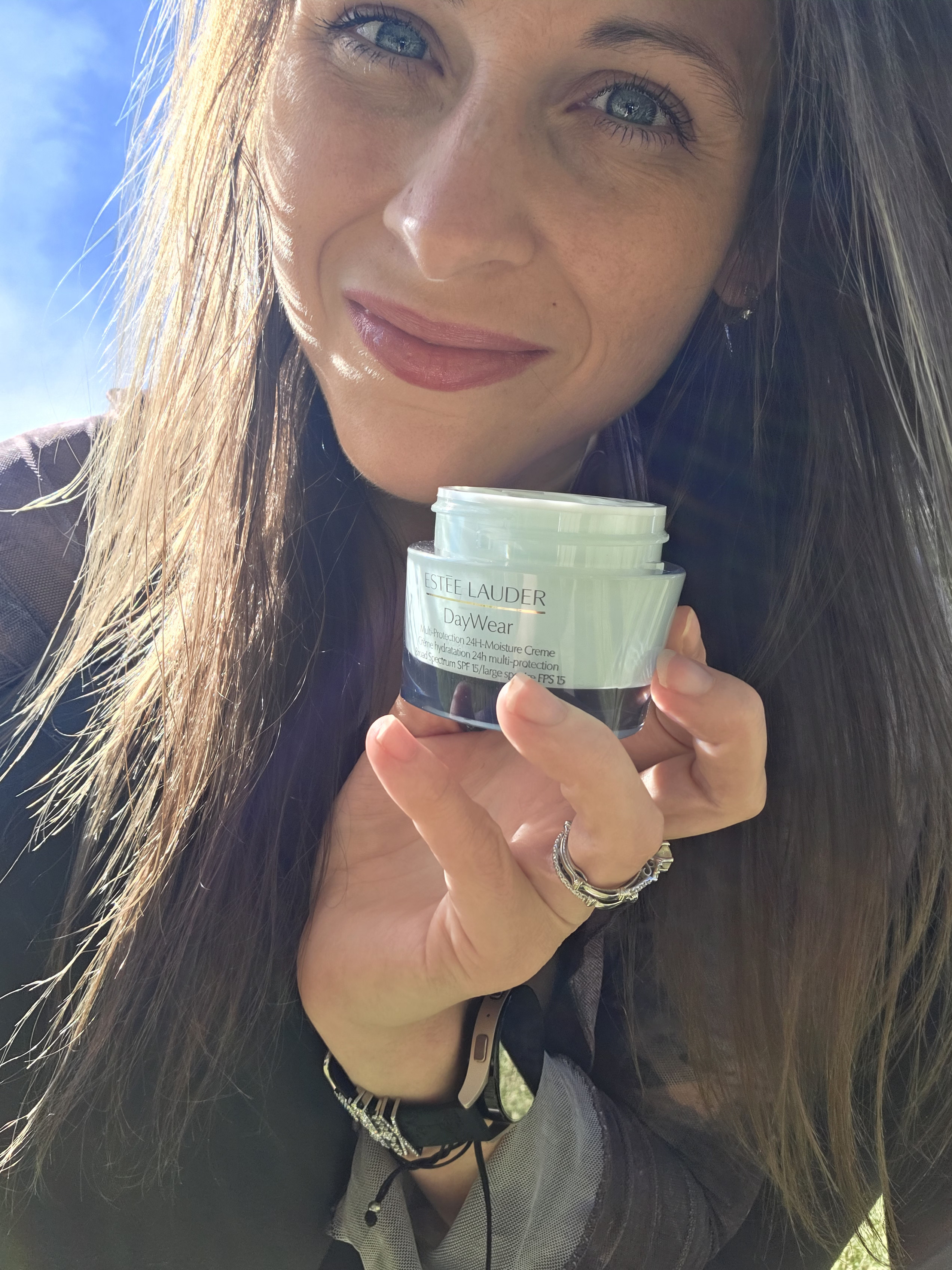 Smells like cucumber melon!