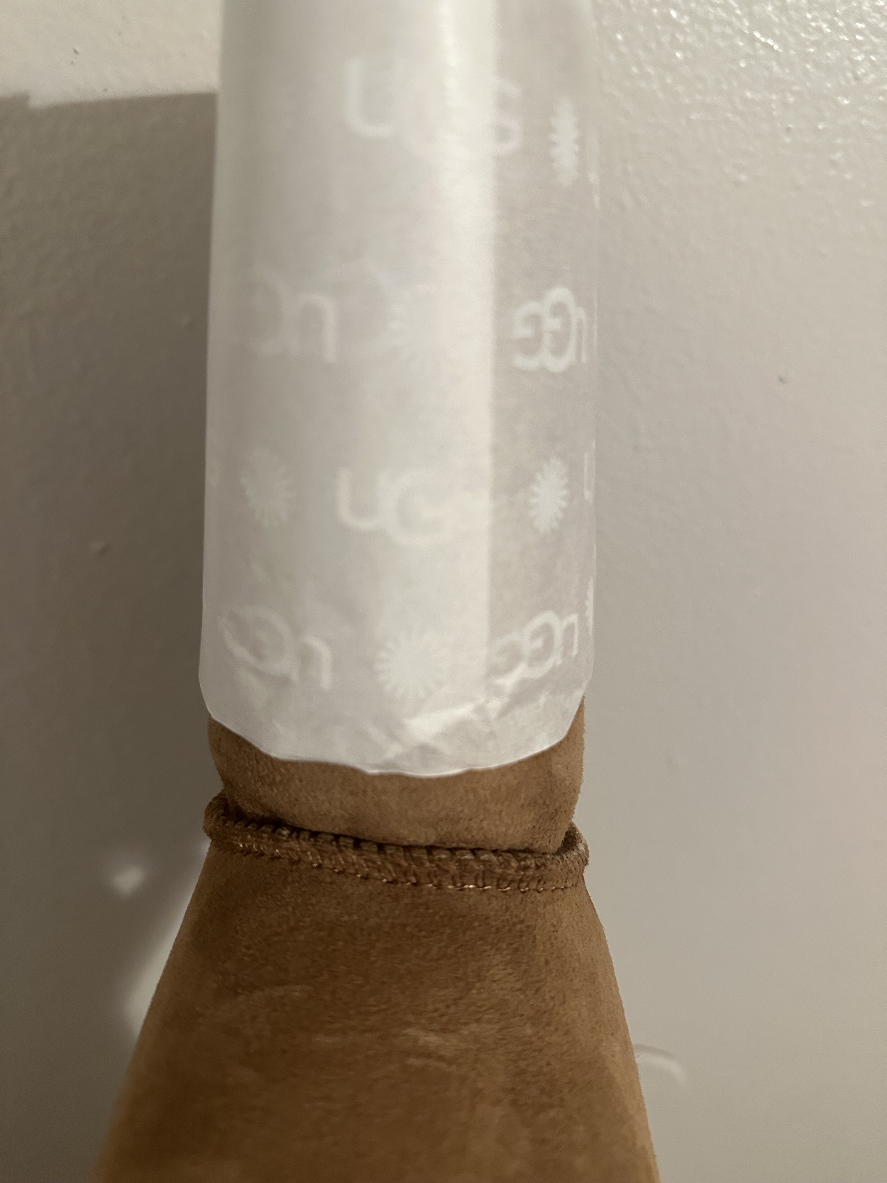 Creasing/wrinkling around the ankles