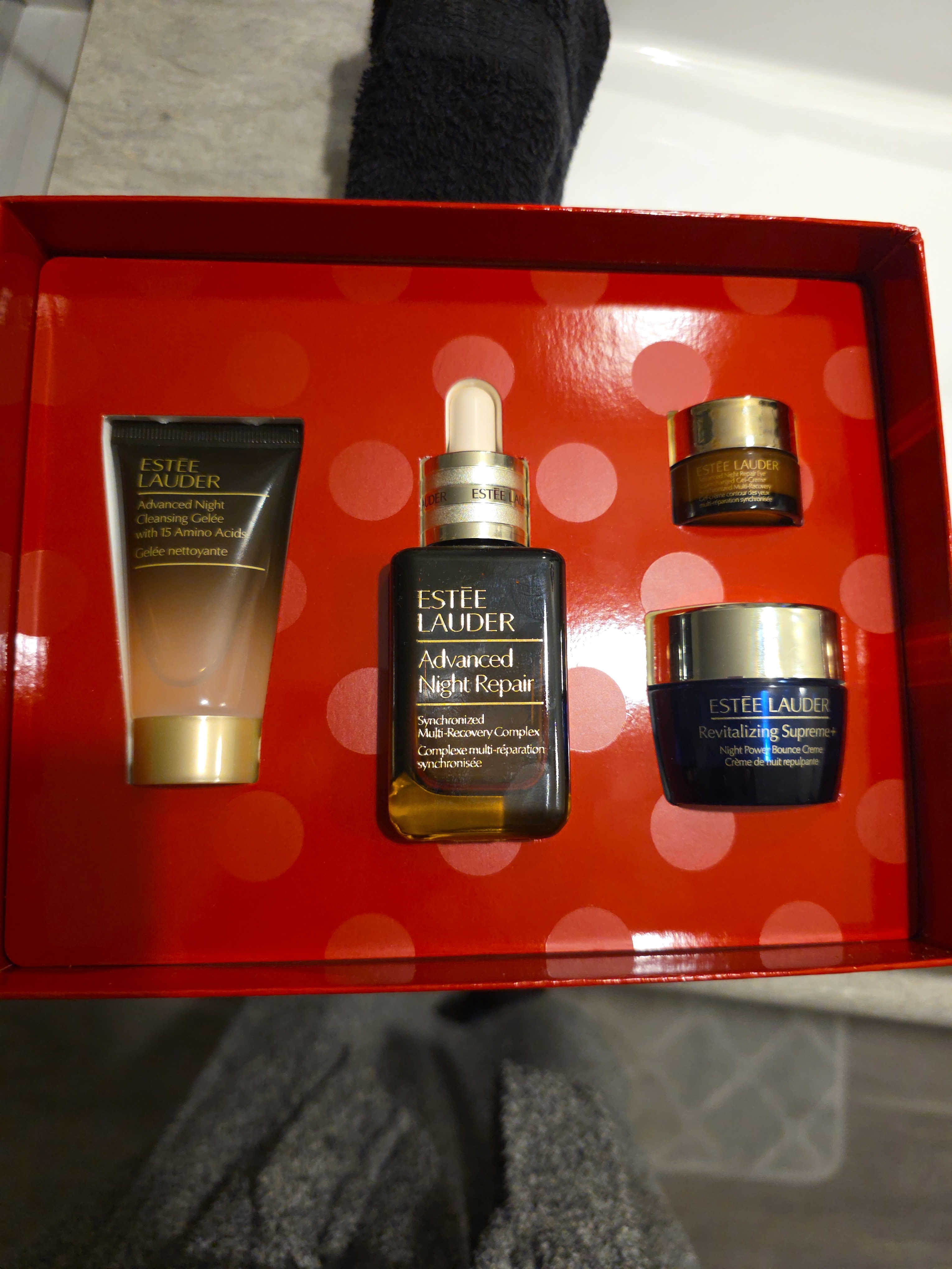 Estée Lauder Advanced Night Repair Holiday Skincare Gift Set ($207