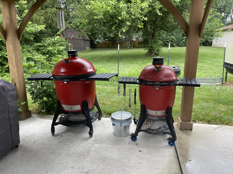 Both Series III grills
