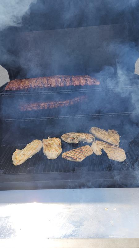 Chicken and ribs 😋