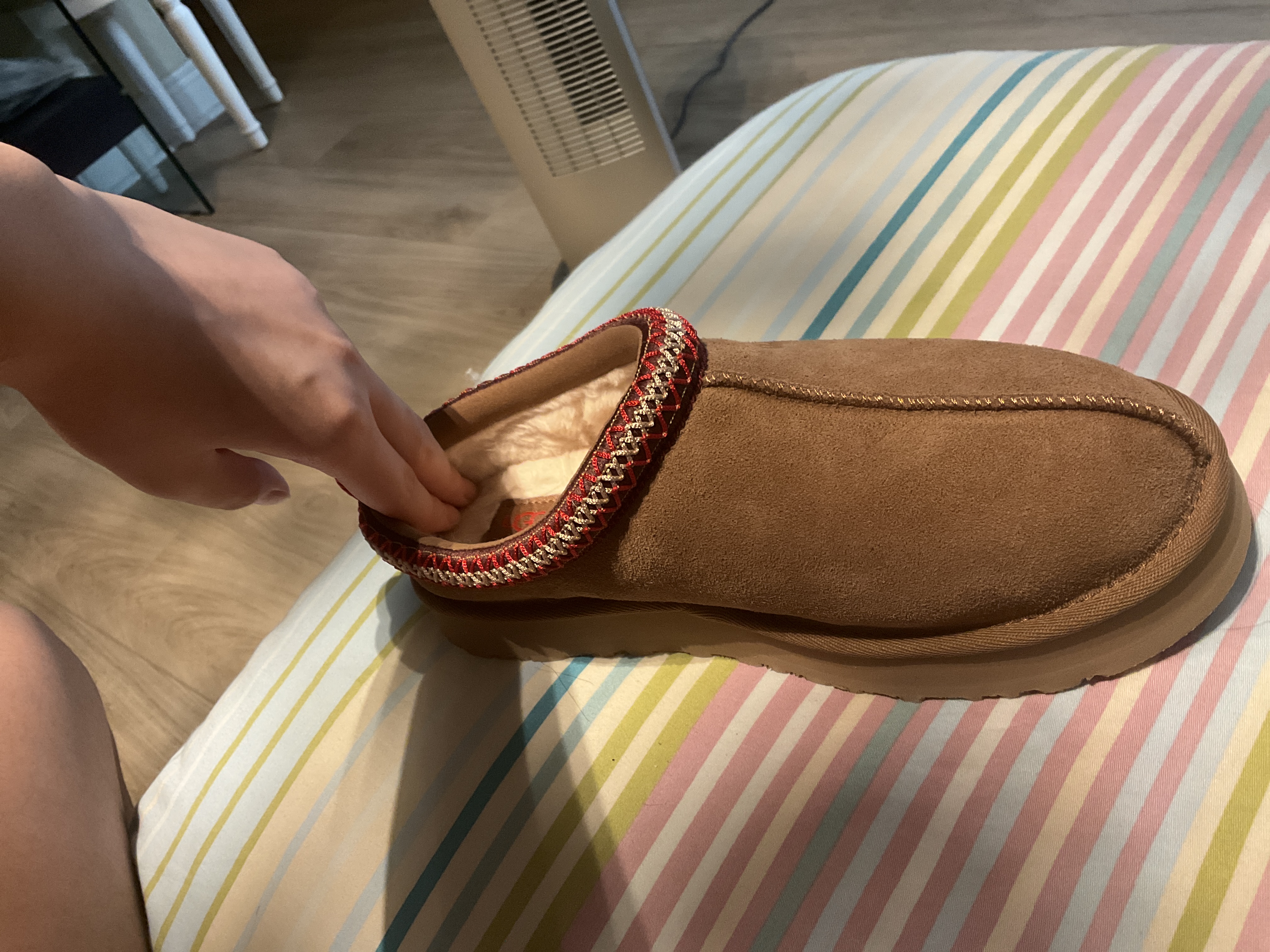 The back is small and slips off me feet