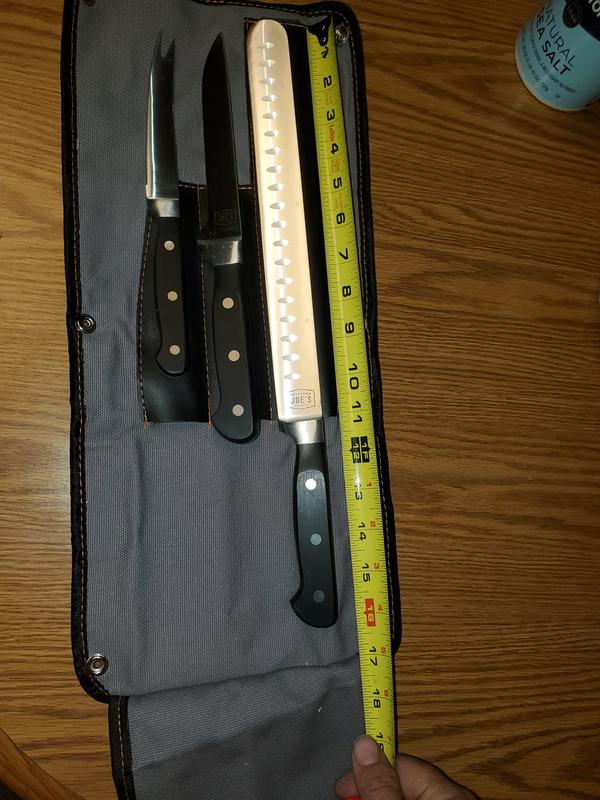 Measurements of the knives laying on the roll up case.