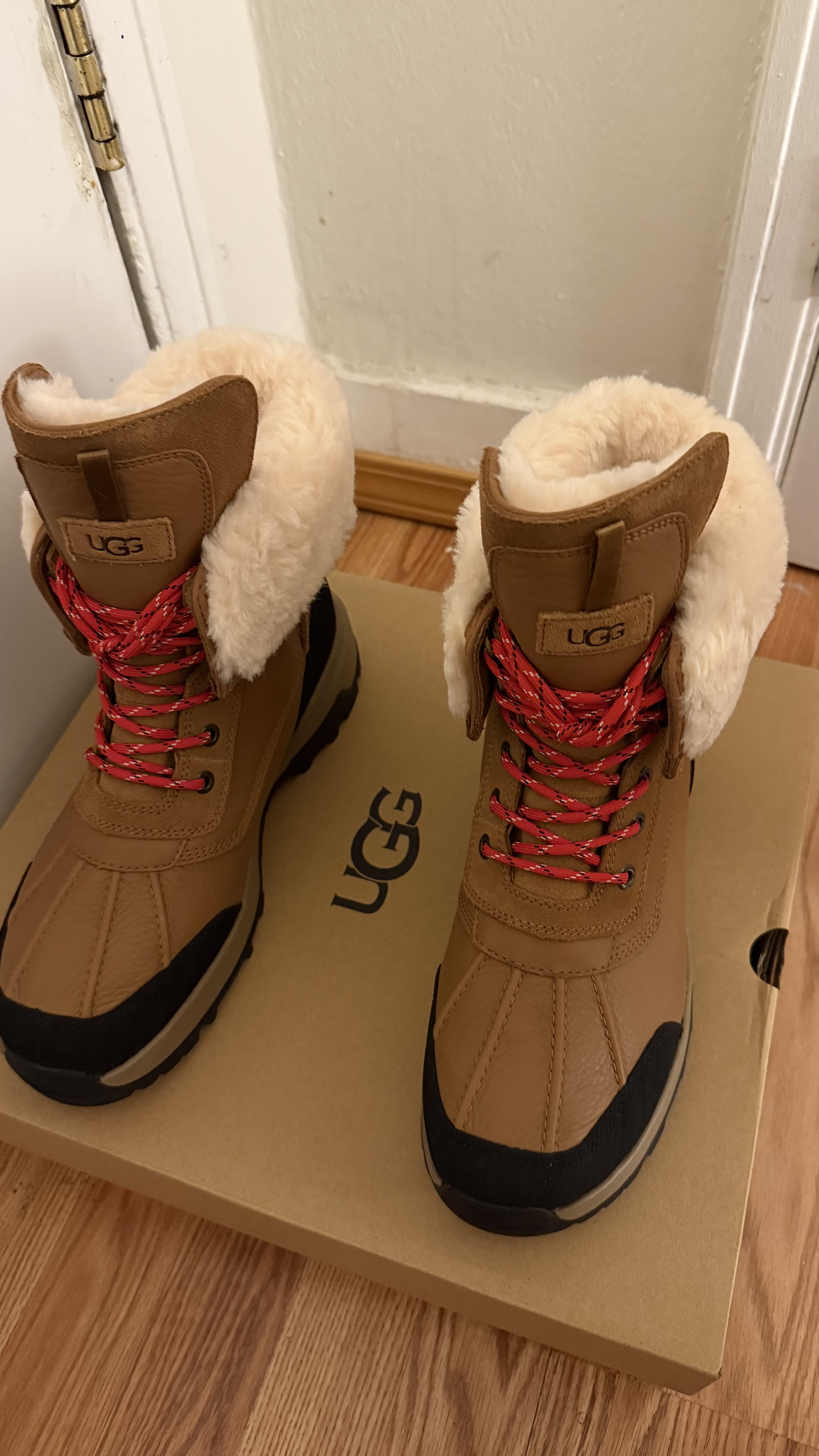 UGG Adirondack XX Chestnut