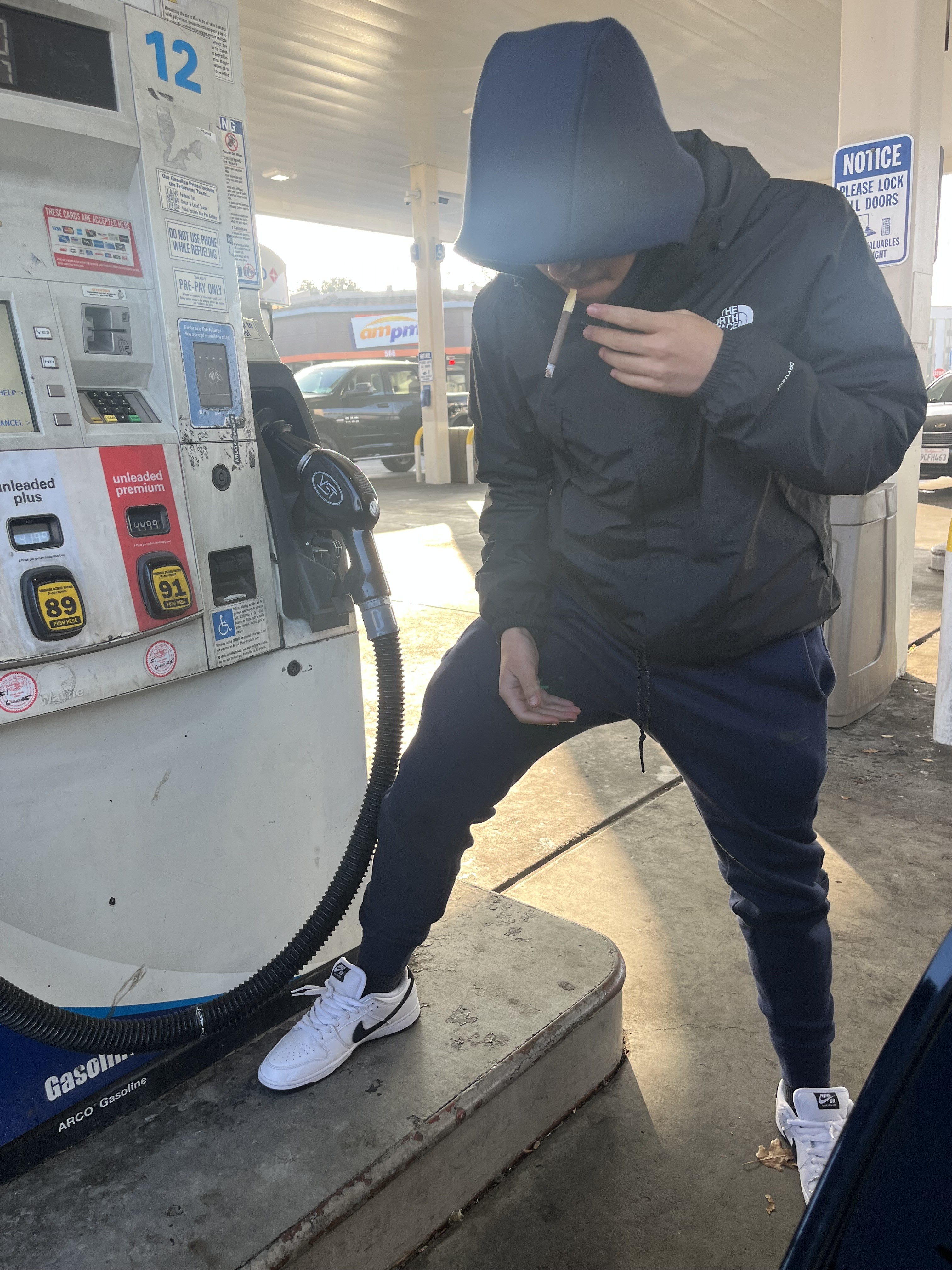 Get money n smoke blacks