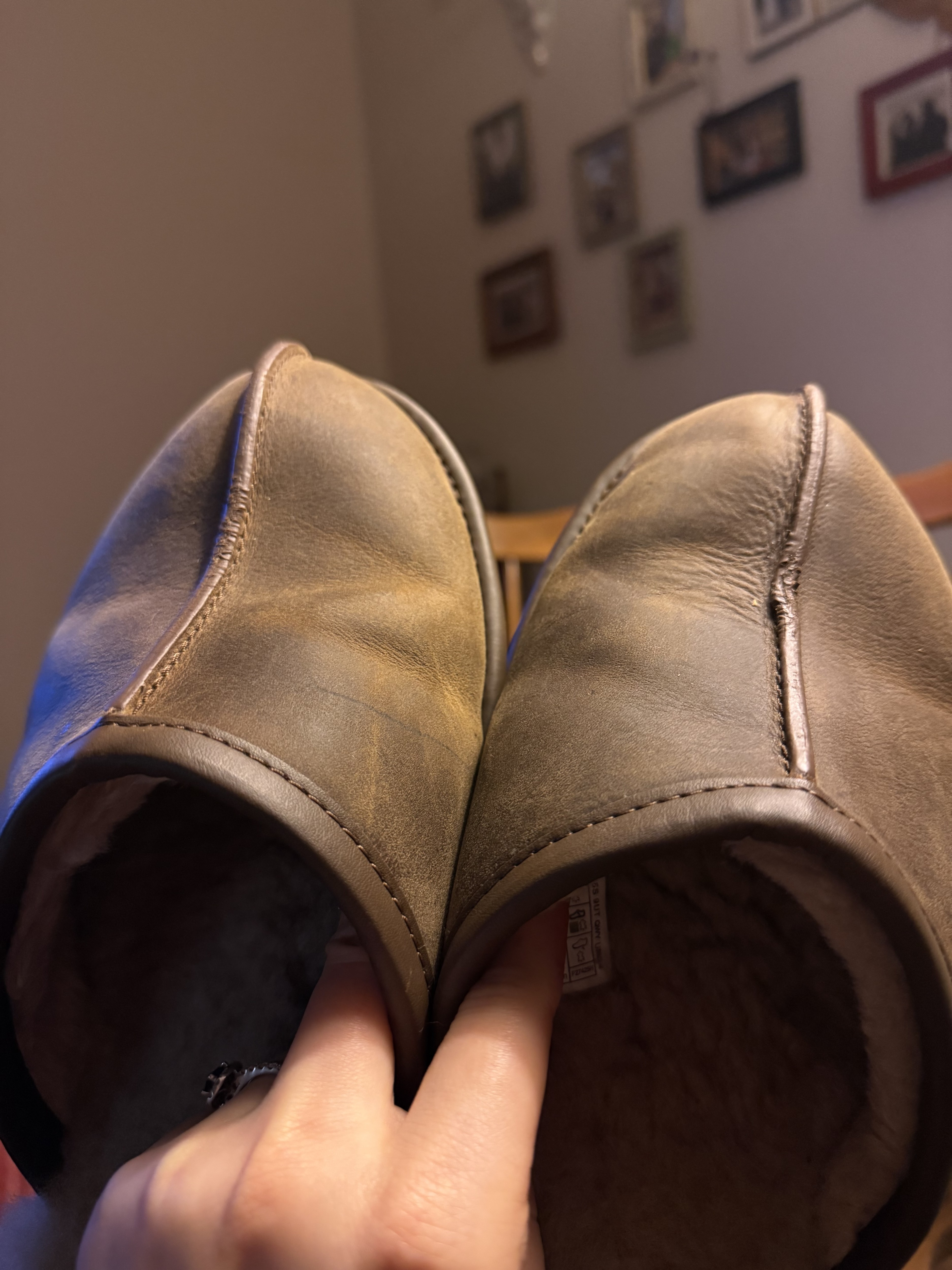 "Paint leeather peel"