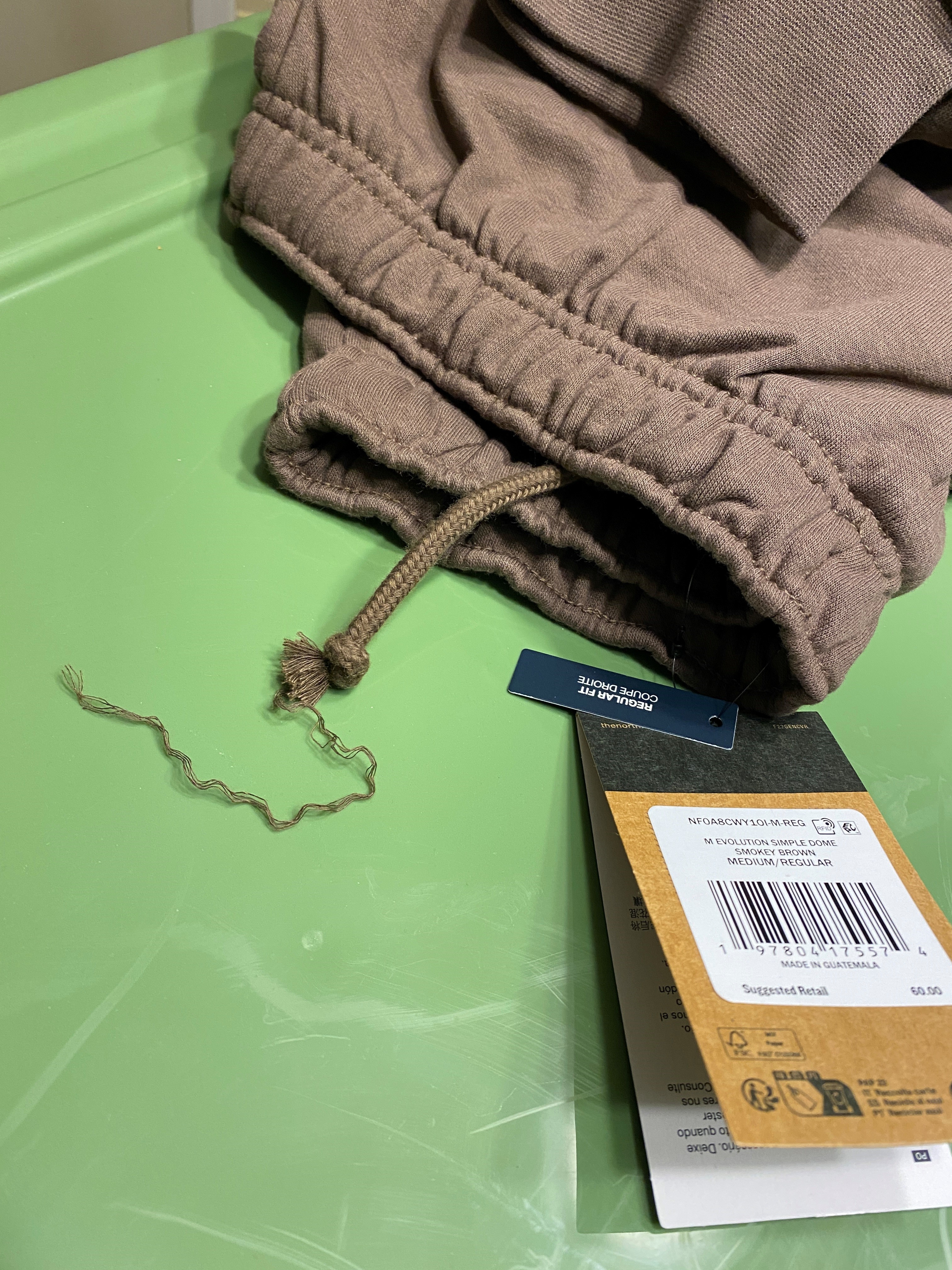 Bulk head drawstring with thread came out . Pathetic design