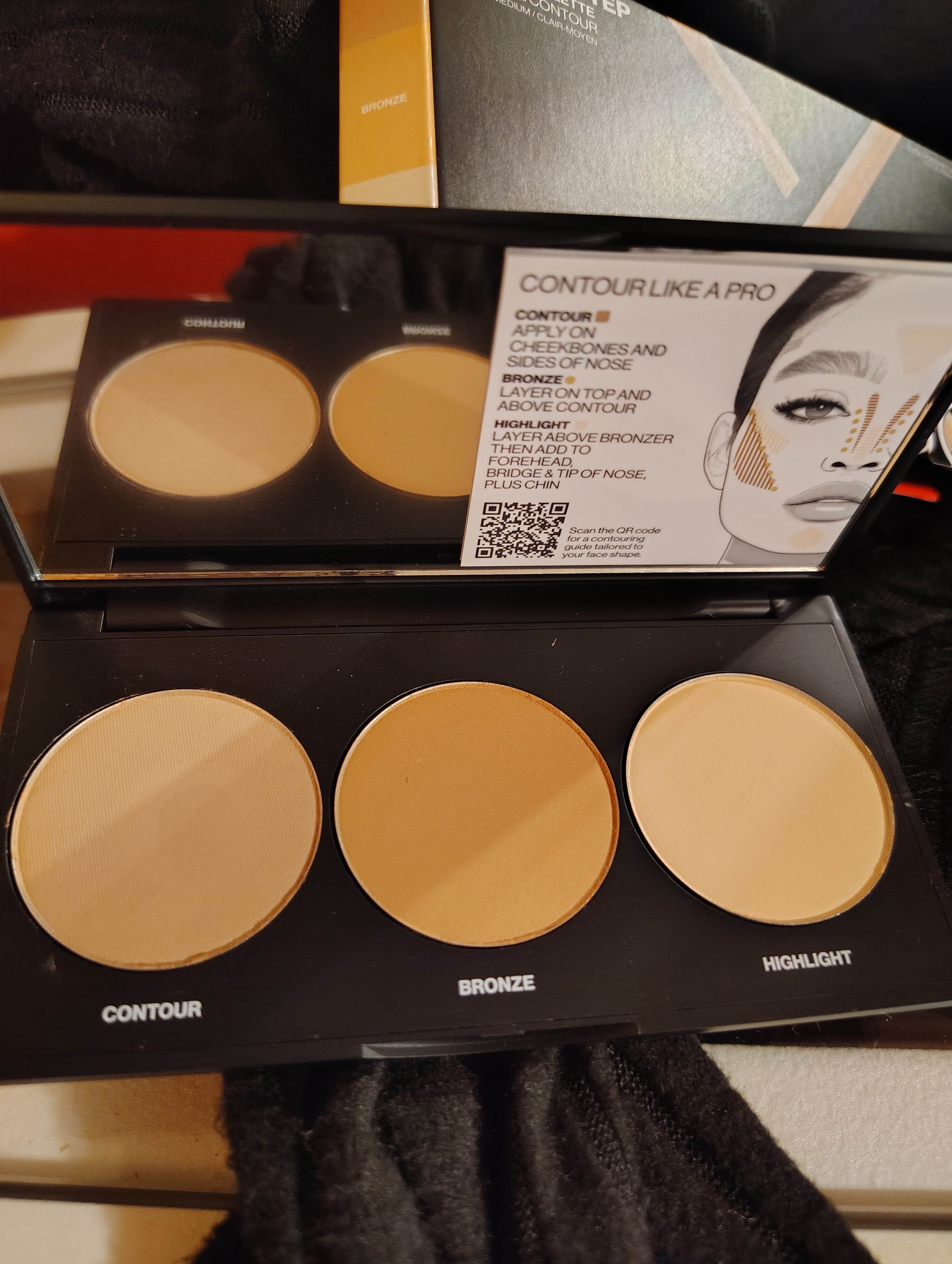 Beautiful light/ medium pallette