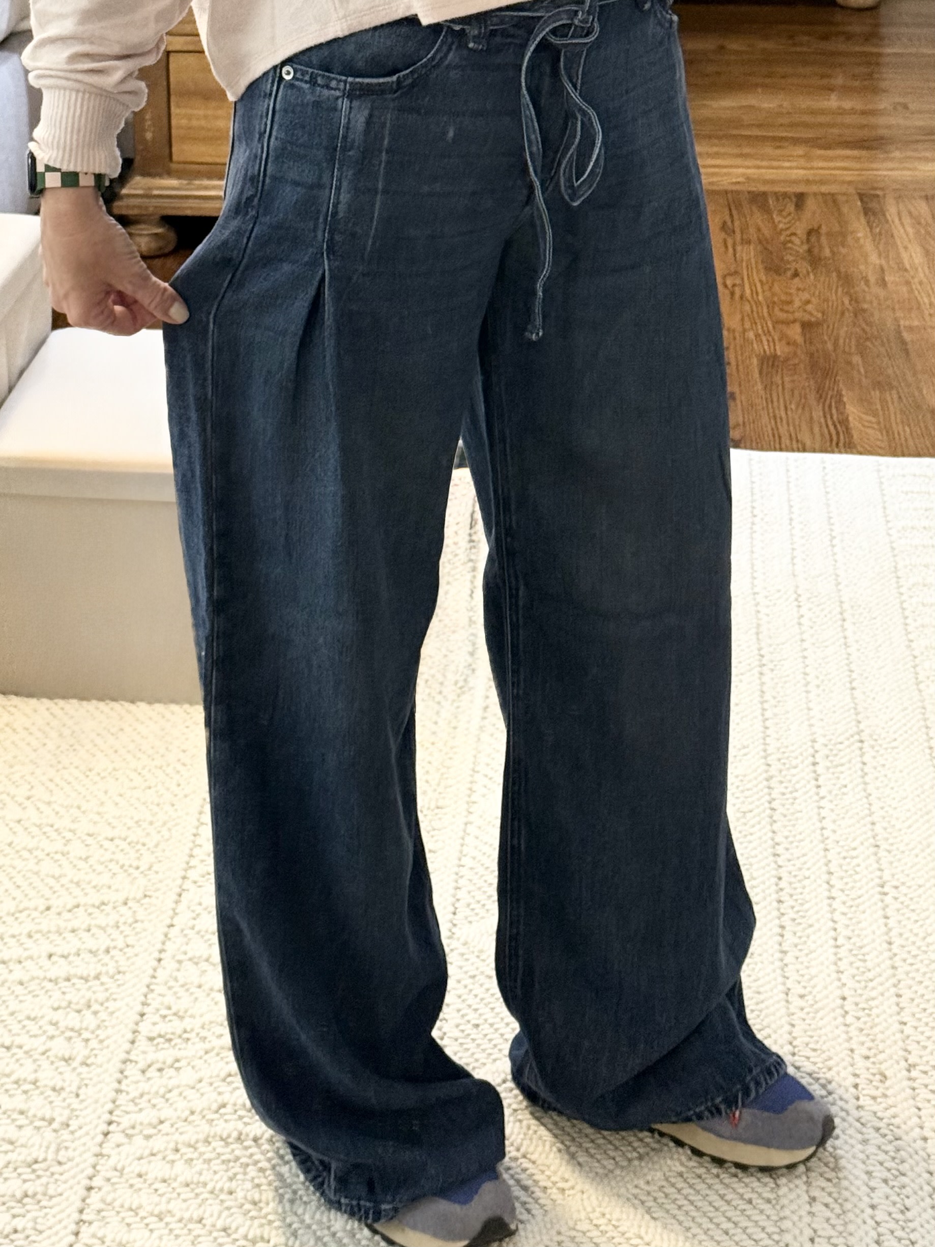 Side pleat is so cute!