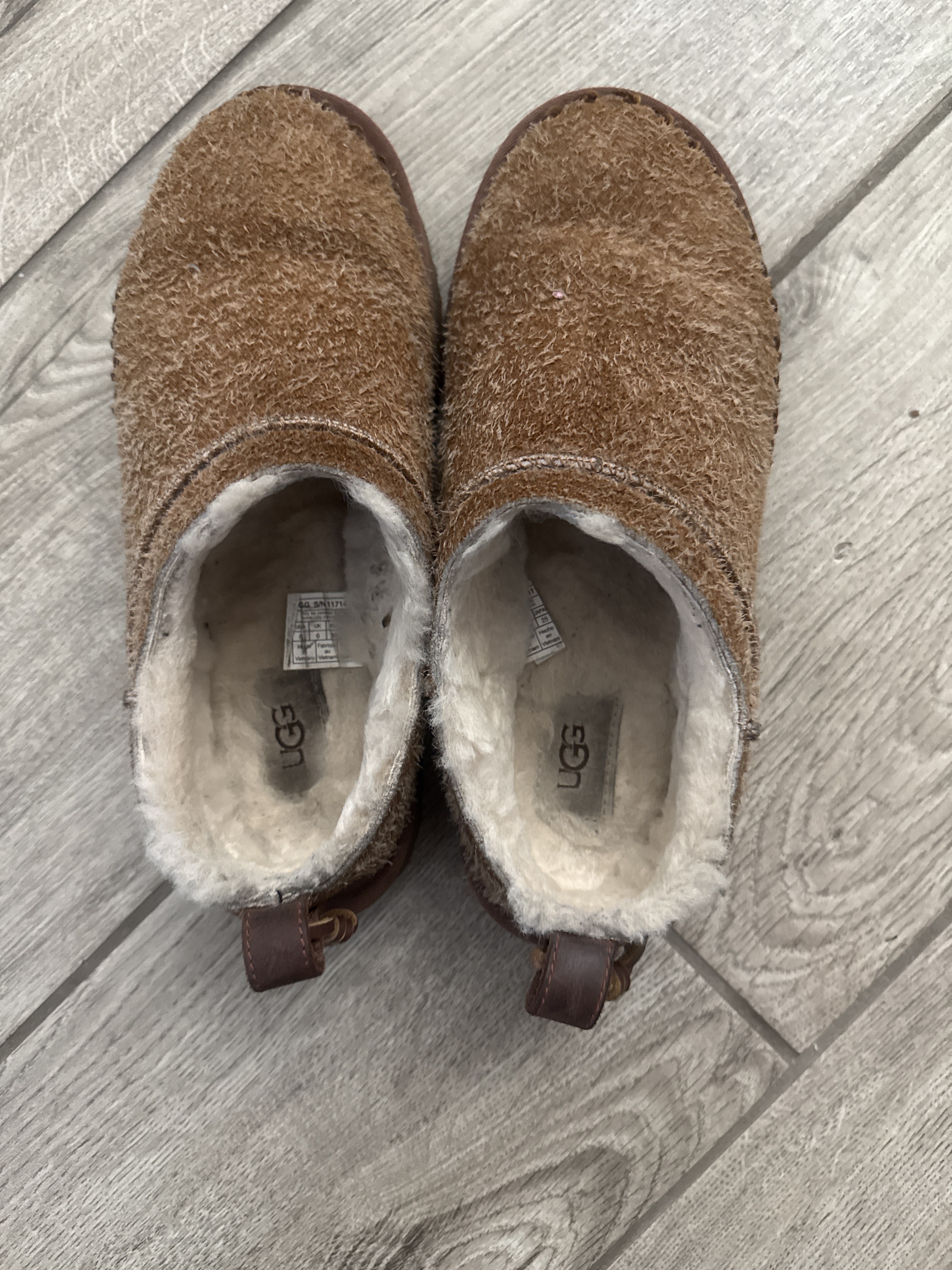 1 month old so the wear a bit and a little concerned about that.  Other then that I LOVE THEM!!