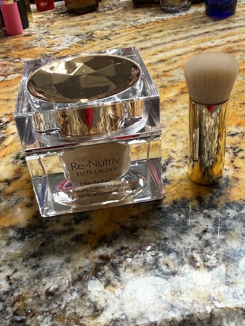 Beautiful packaging and comes with a brush!