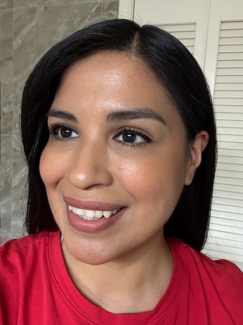 Setting powder and setting spray toned down the glow.