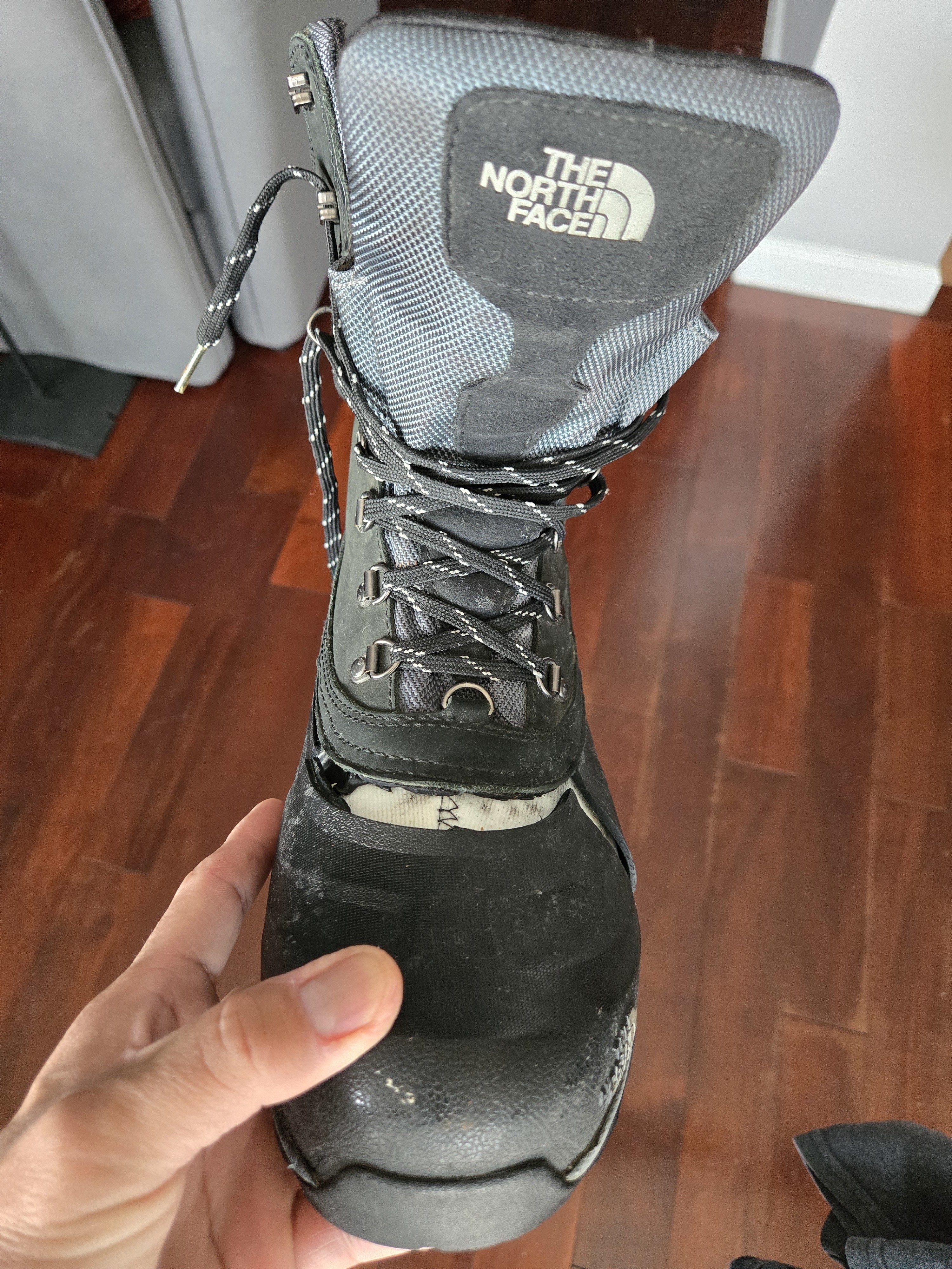 The North Face Men's Chilkat V 400 Lace-Up Boots - Macy's