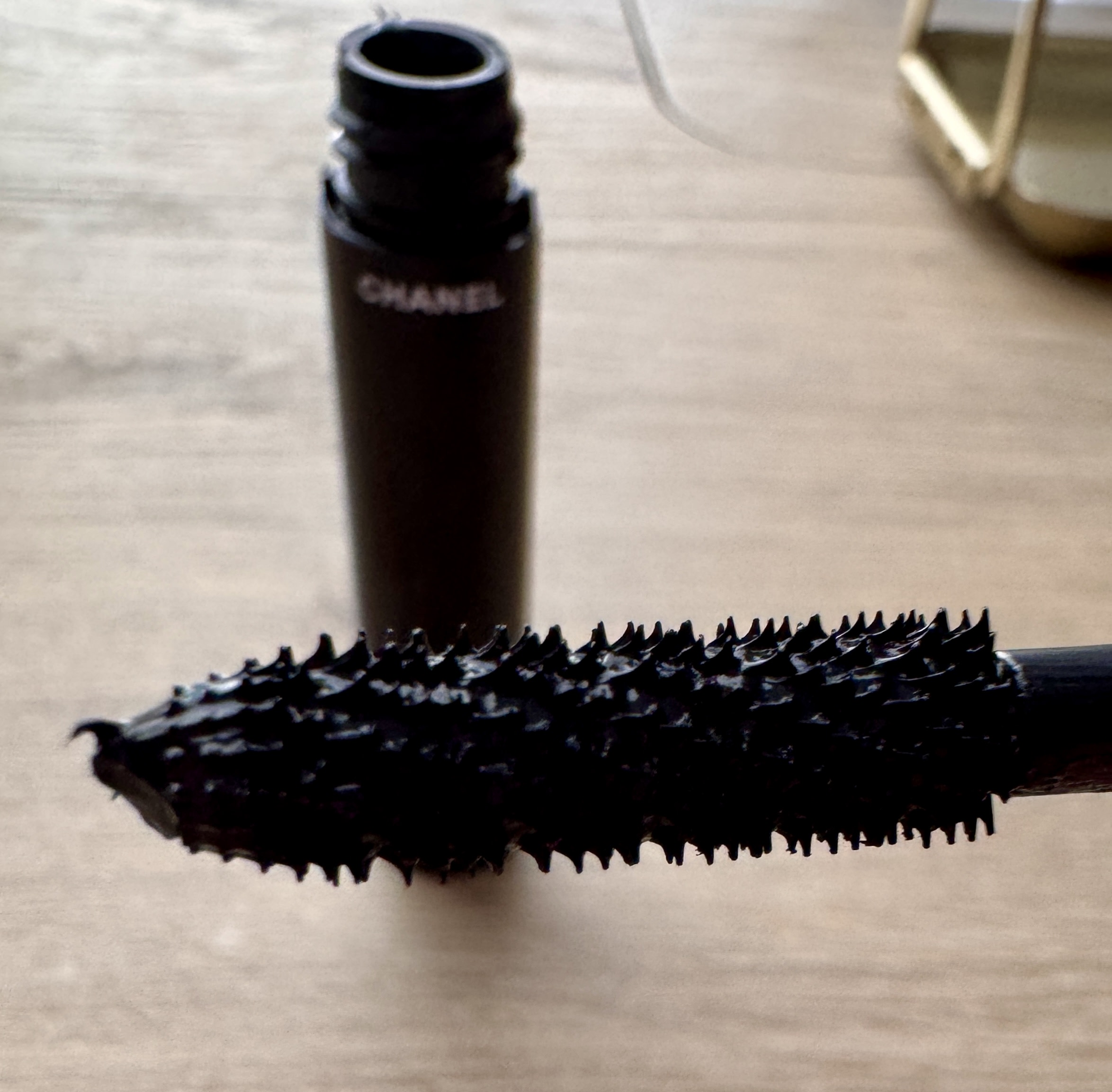 Mascara brush