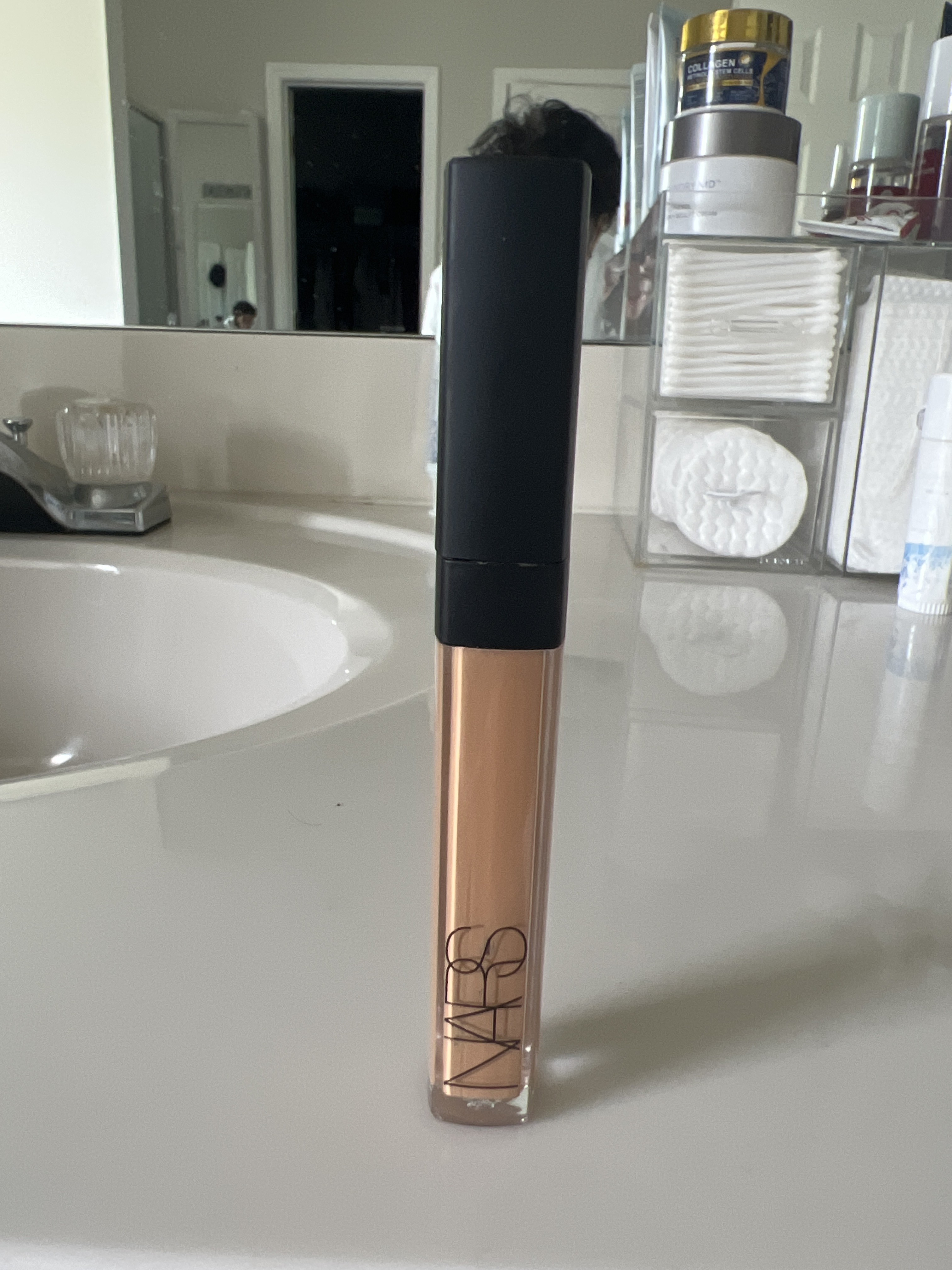 Nars concealer, caramel