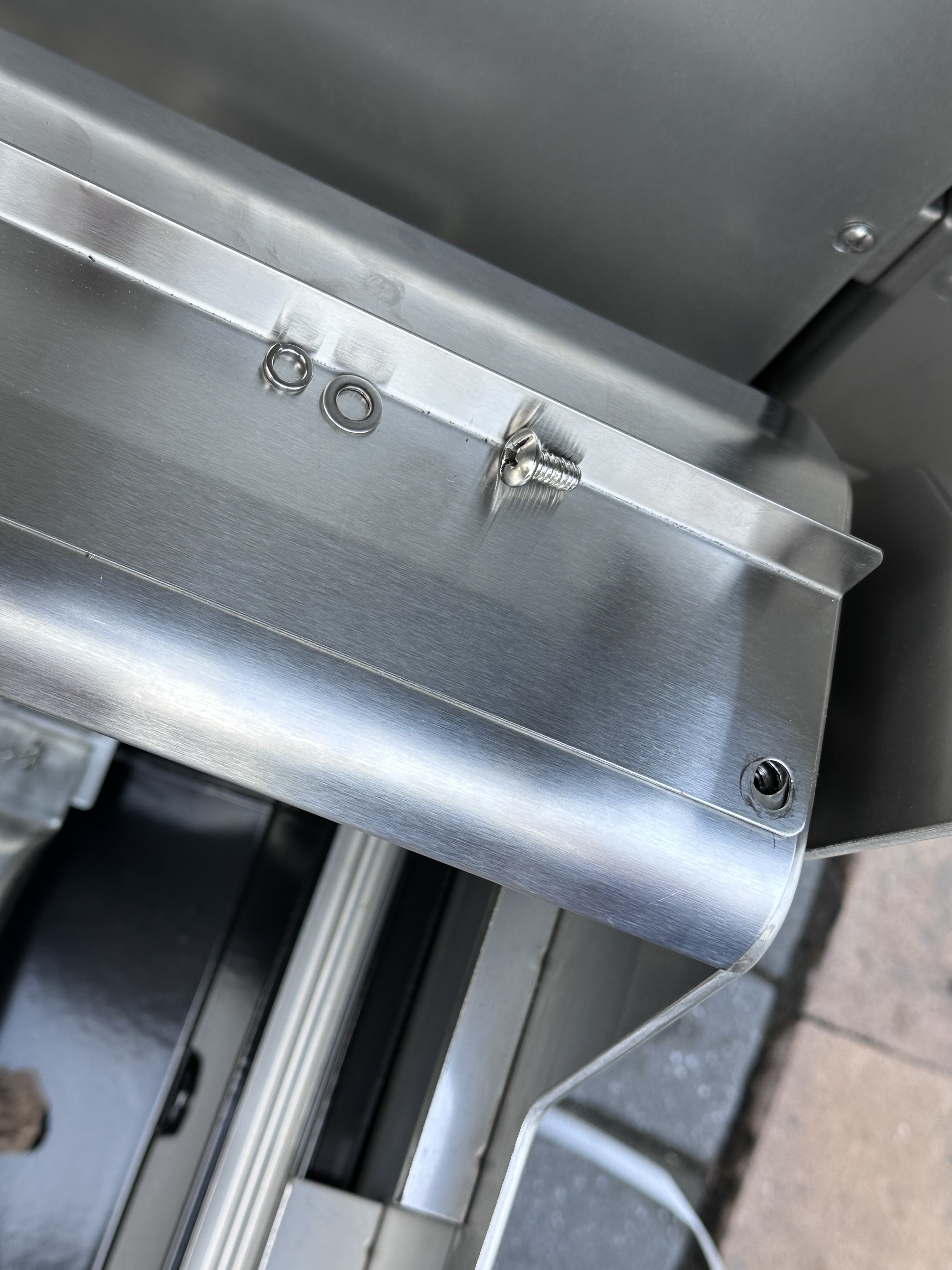 Loose screw and washers