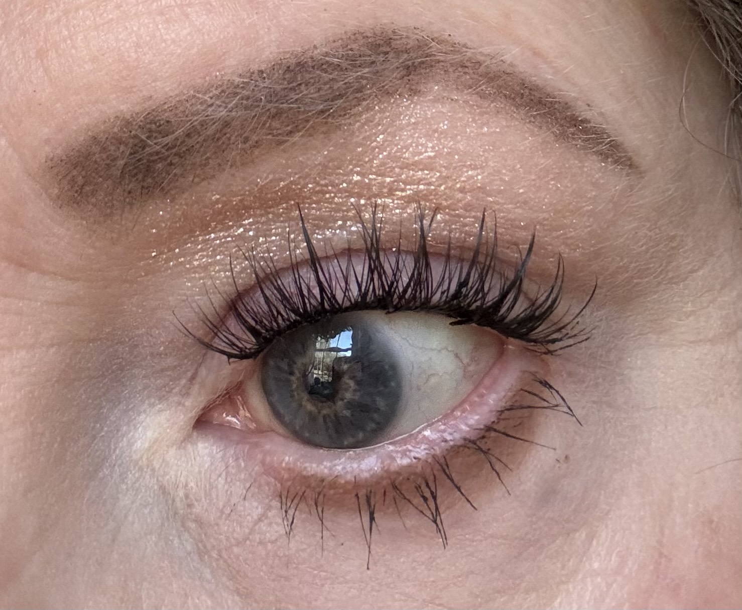 Moonstone looks yellow to me