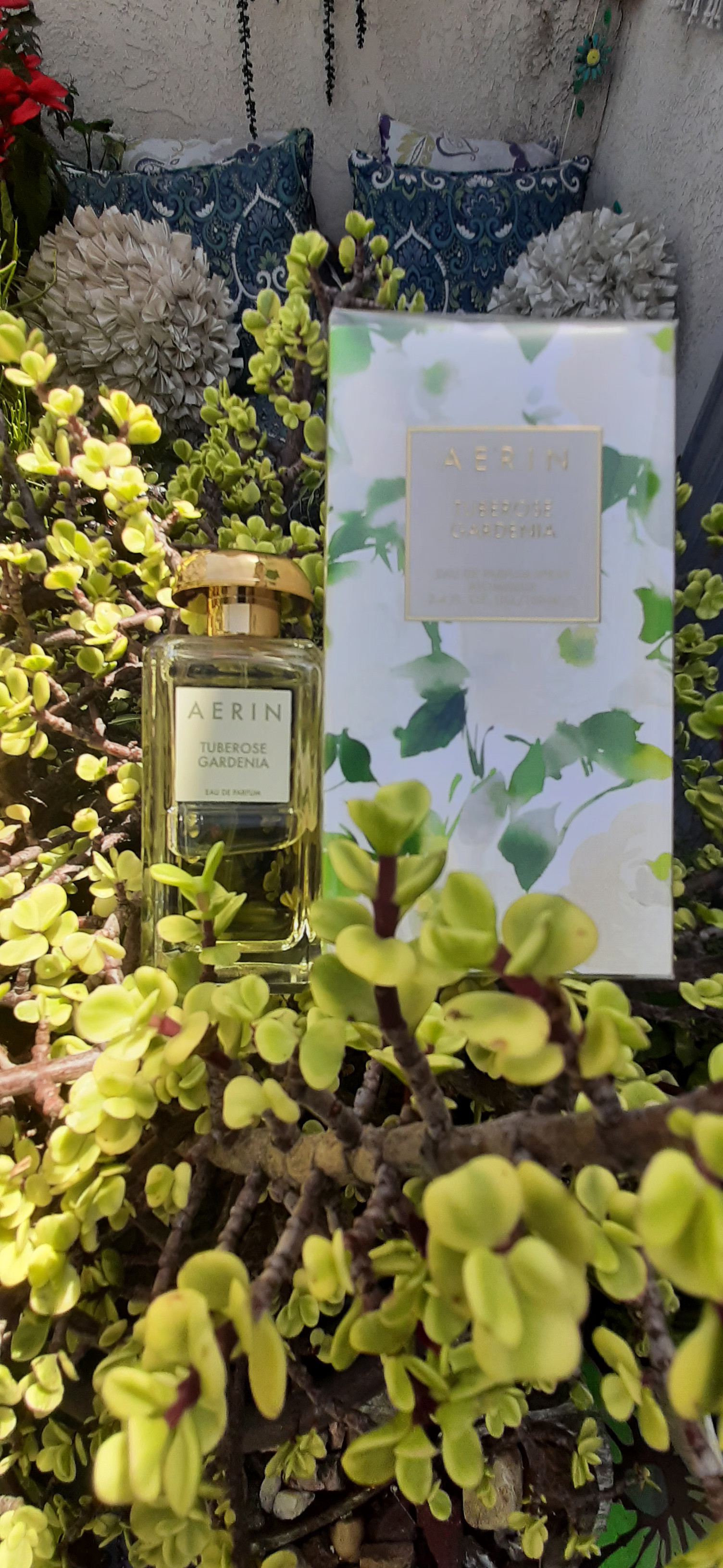 Estée Lauder Private Collection Tuberose Gardenia Eau de Parfum