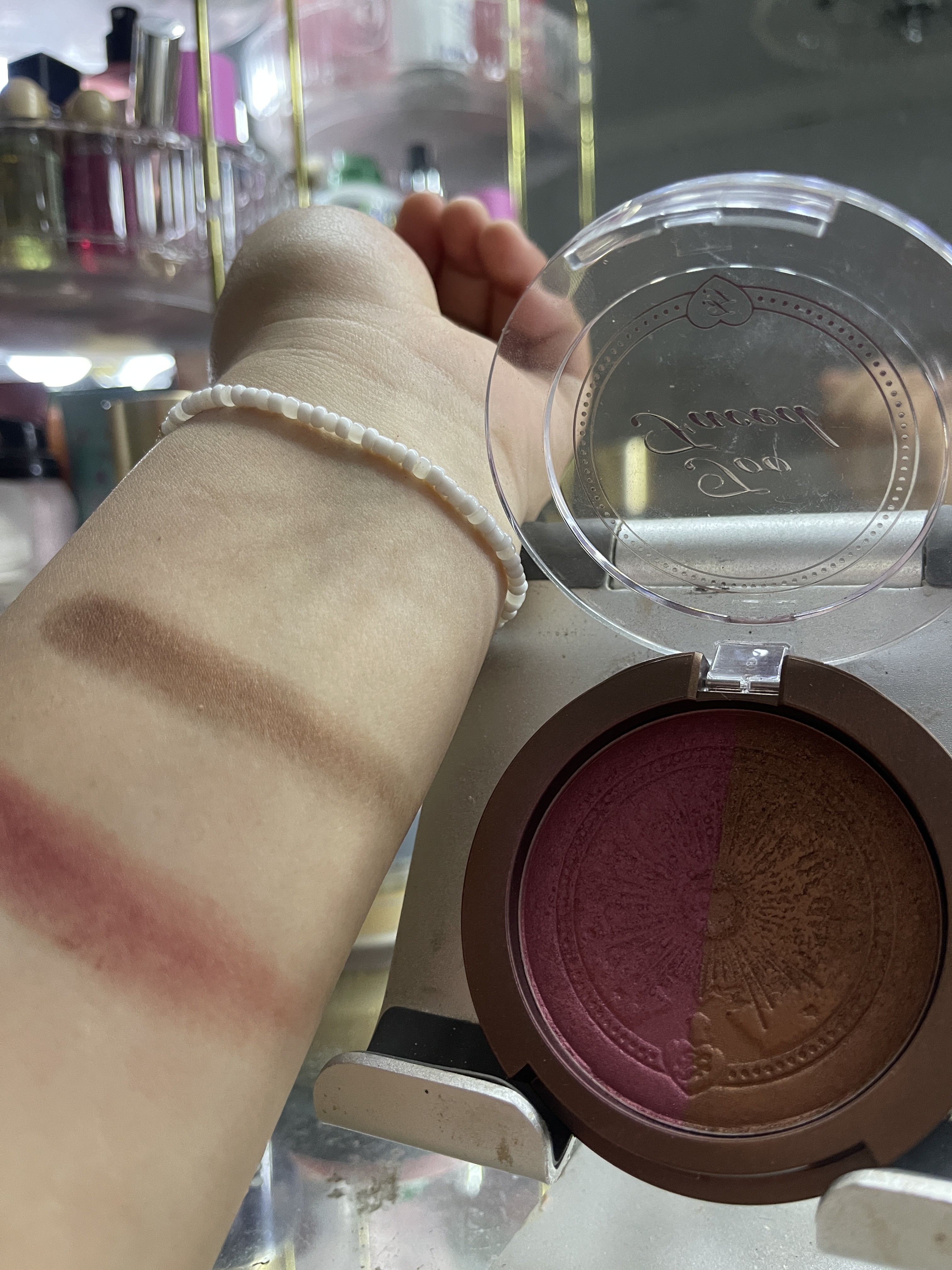 Product out of box and swatched !