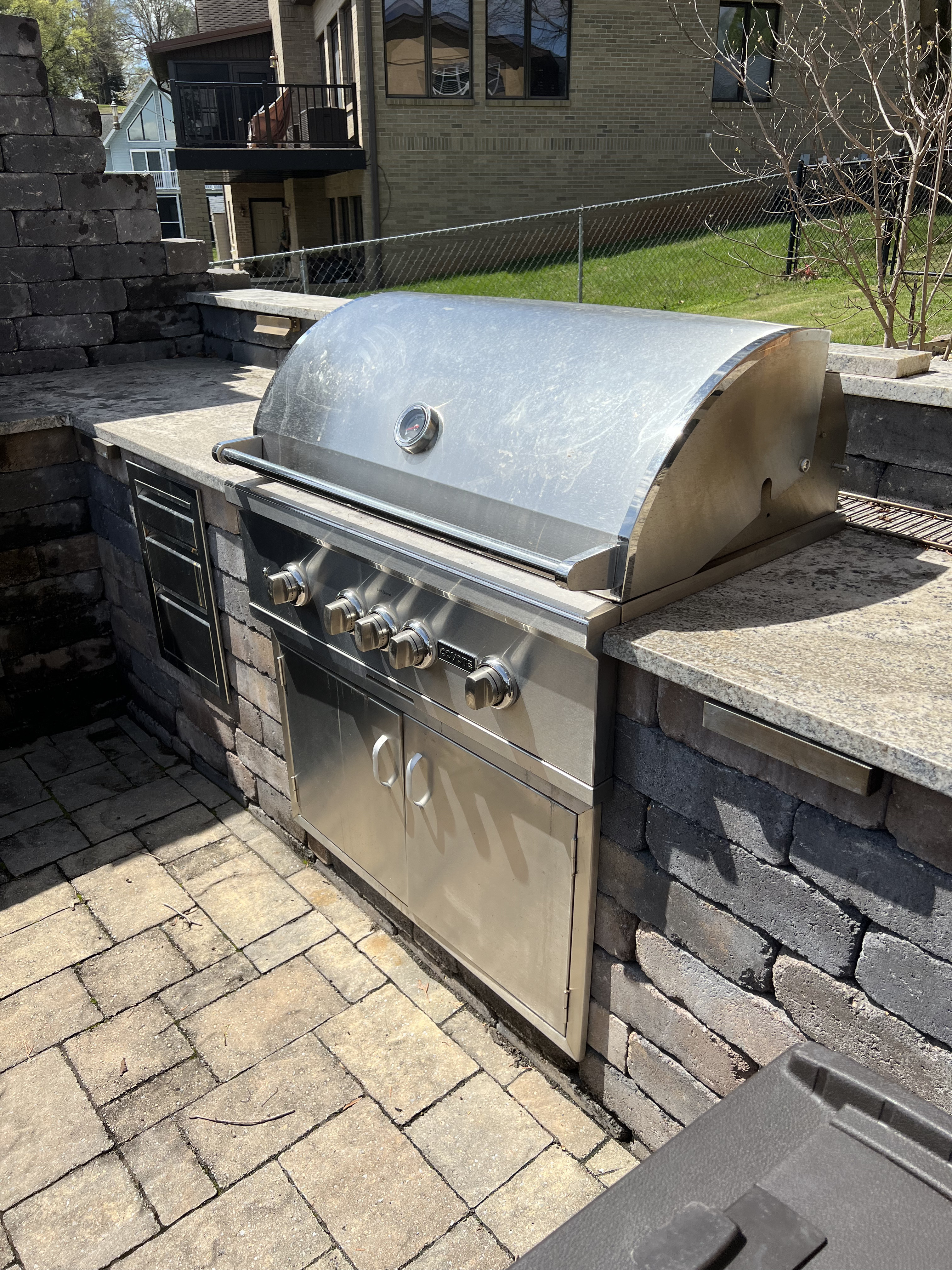 outdoor Kitchen