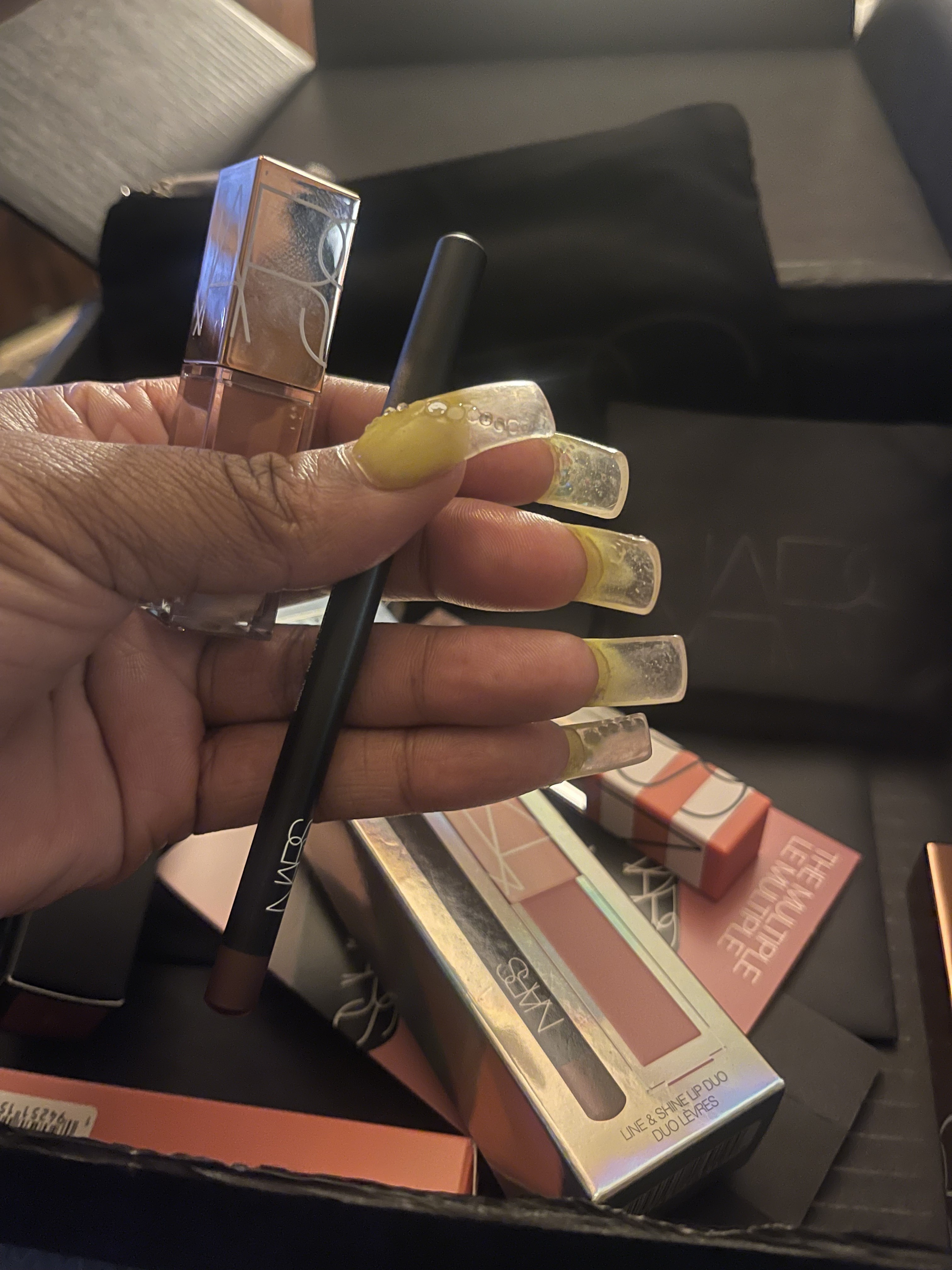 NARS 2点セット NARS 2-Pc. Line & Shine Lip Set - Macy's