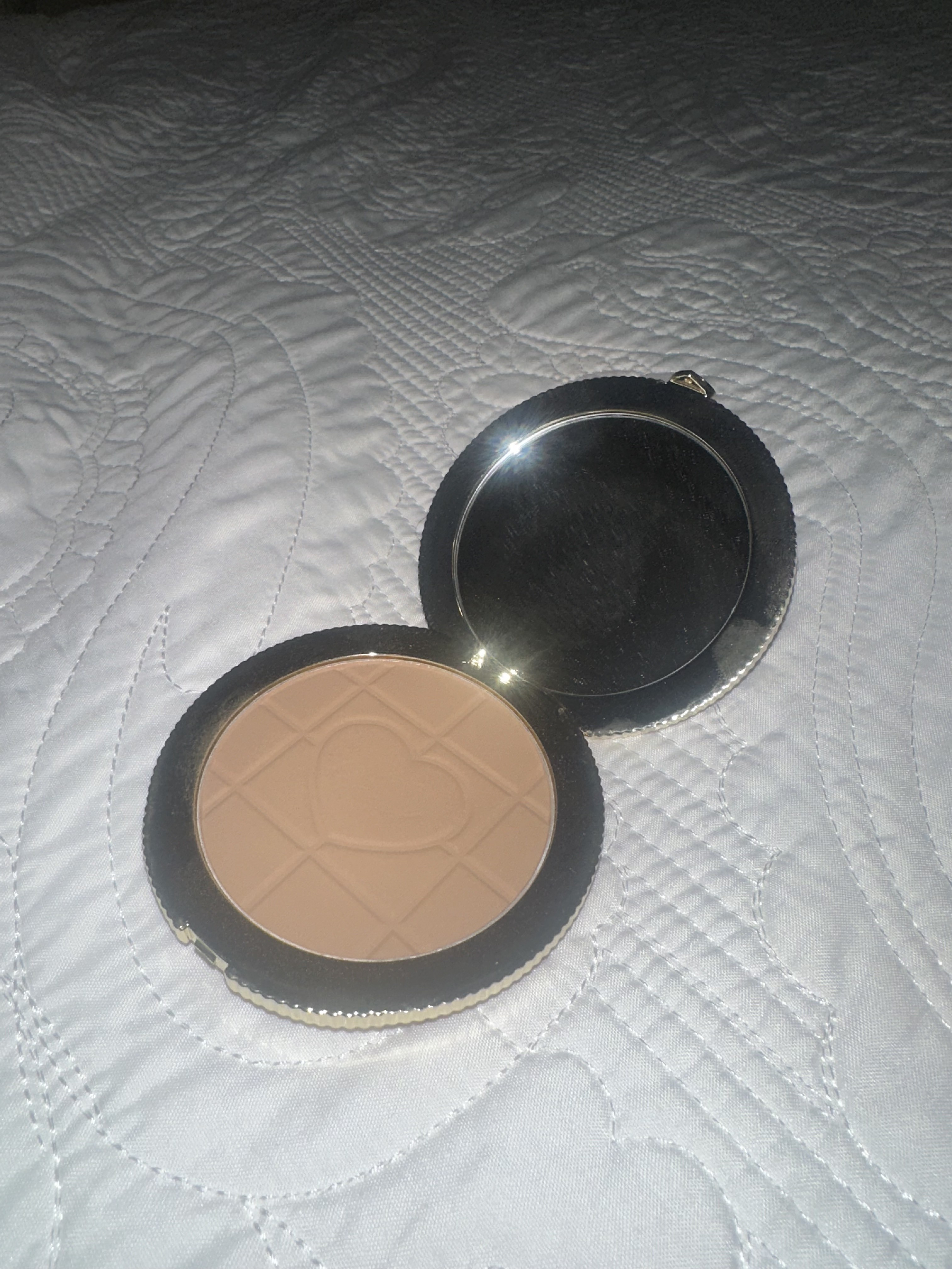 Beautiful Packaging and Color 10/10