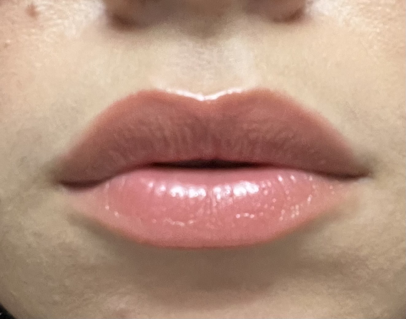 MAC Lipglass Air Non- Sticky Gloss in Spritz