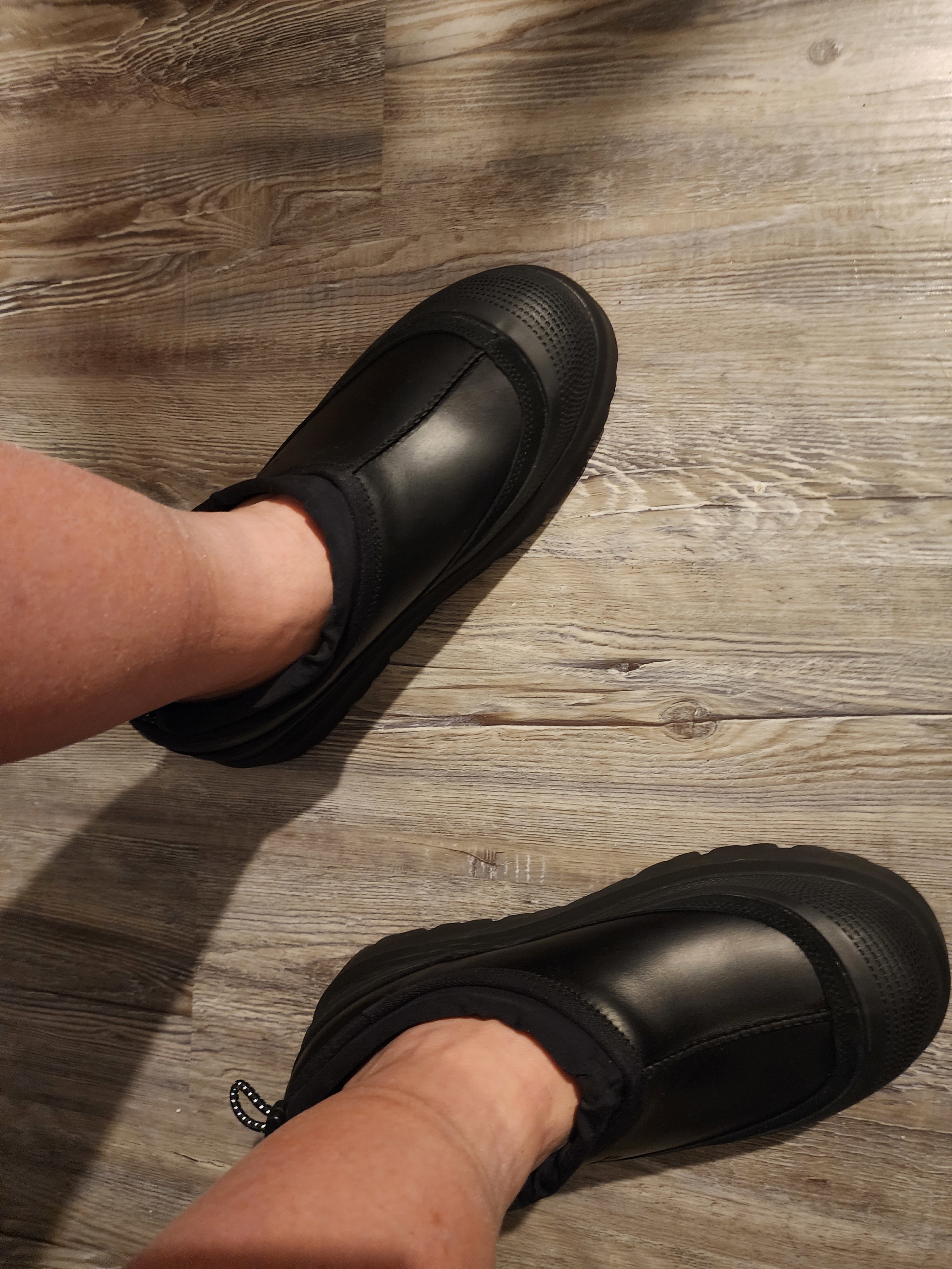 UGG Tasman Weather Hybrid Slip-On Slides Sneakers- Black/Cream Men’s Size 7 Men main image 3