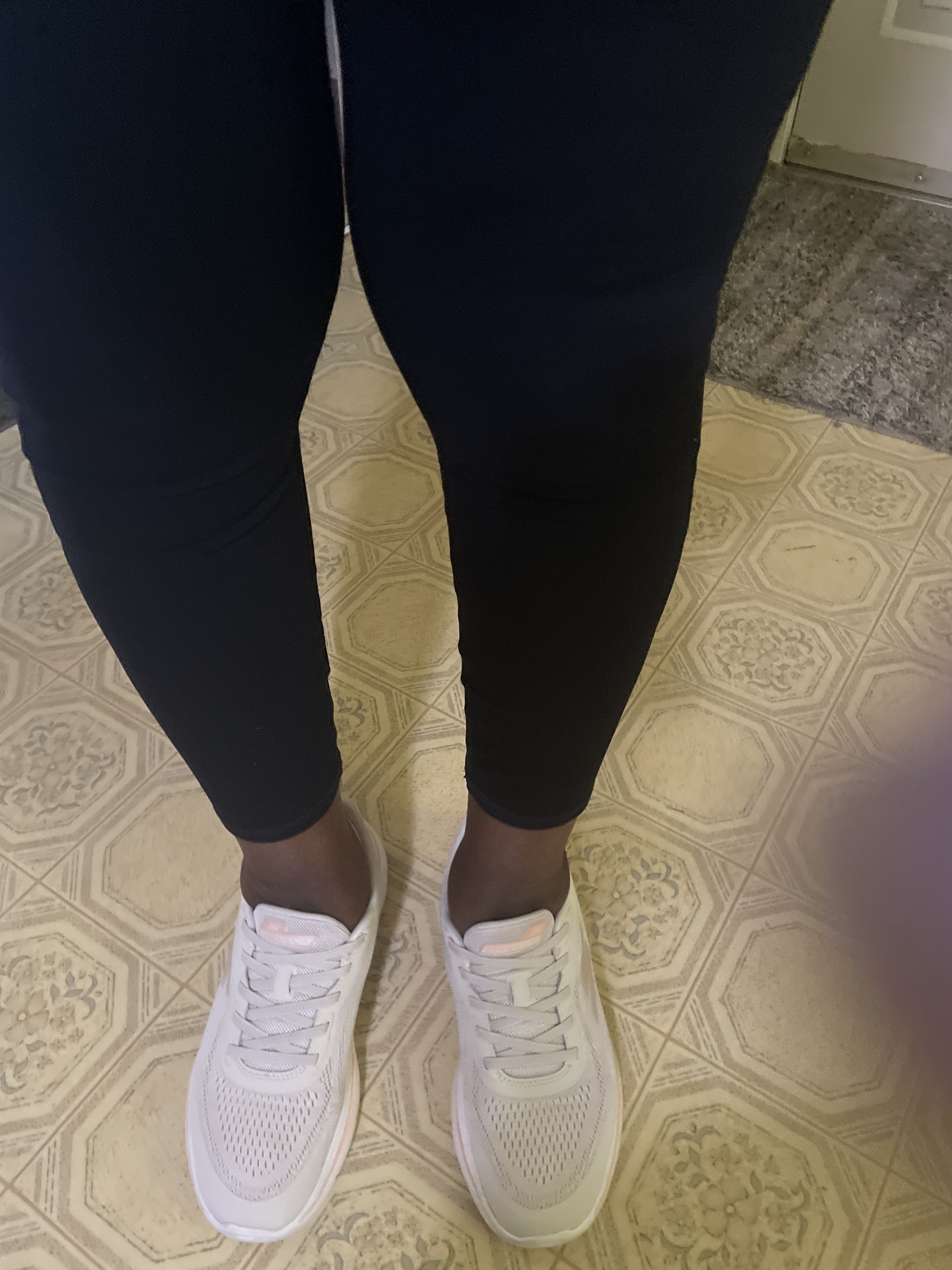 Leggings and shoes