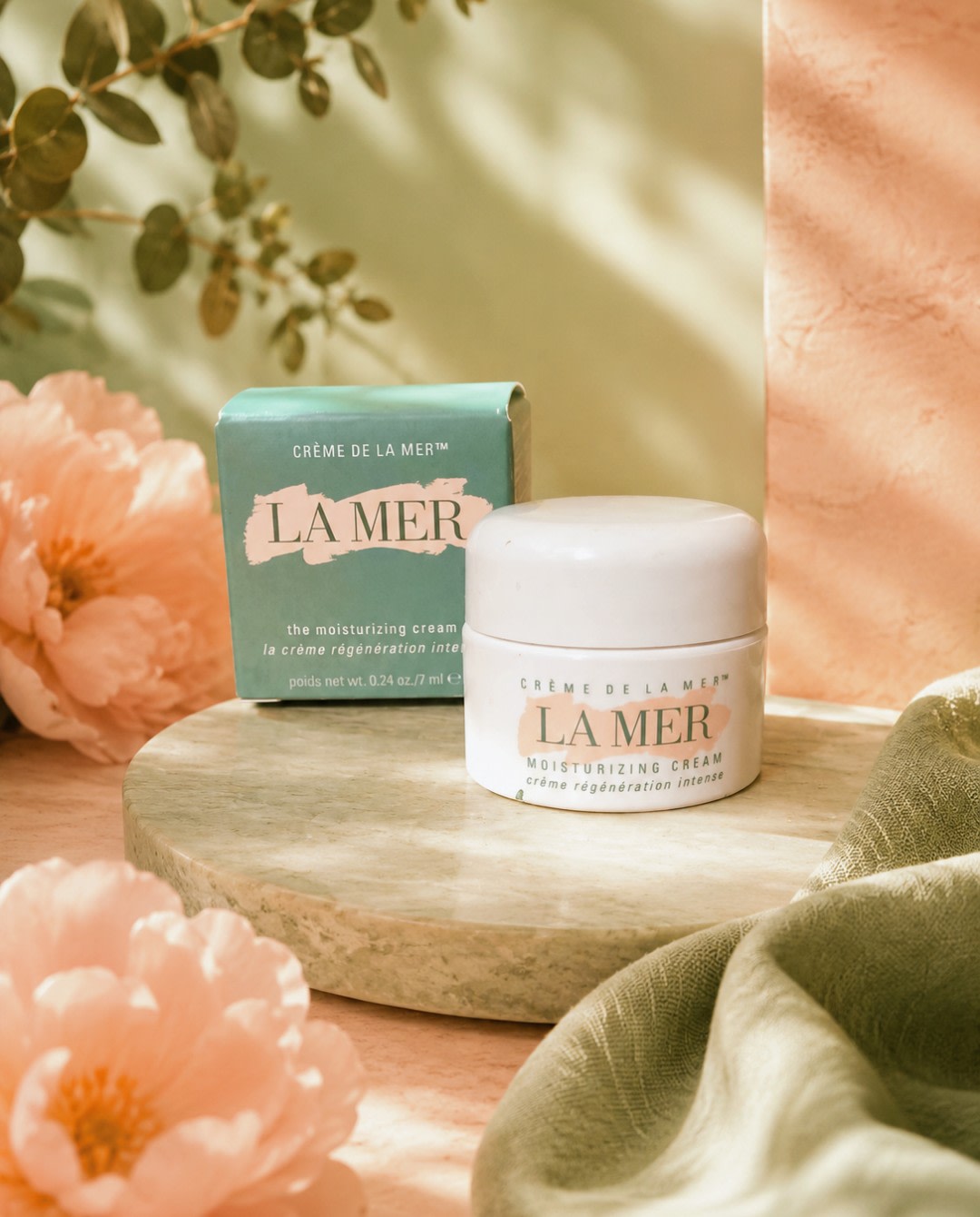 La Mer La Mer Crème de la Mer Cream Moisturizer for Anti-Aging and