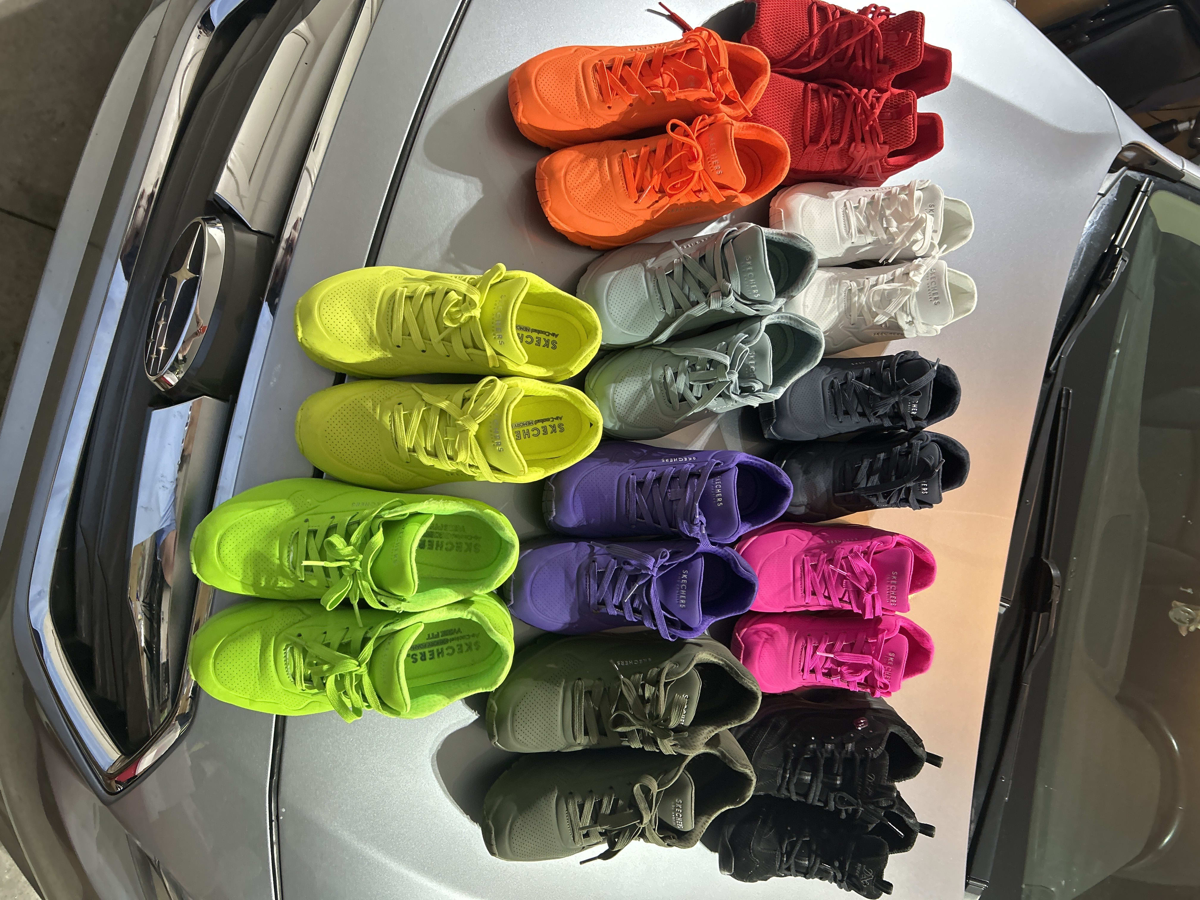 Plus 1 high top pair