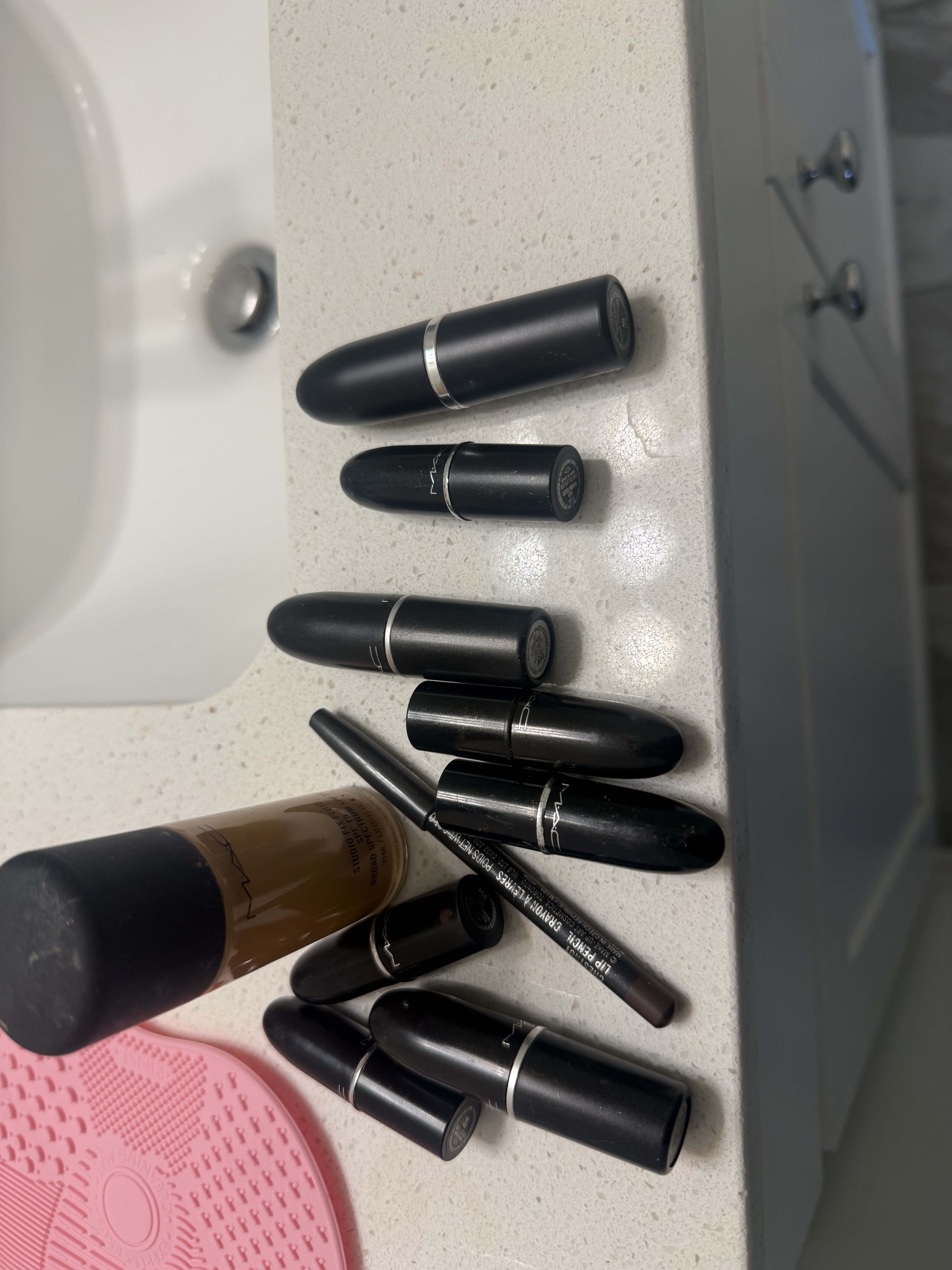 I have 8 Mac lipsticks and 2 I gave it my cousins