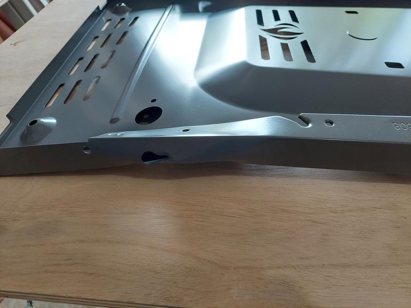 Package had no damage. But the parts were damaged.