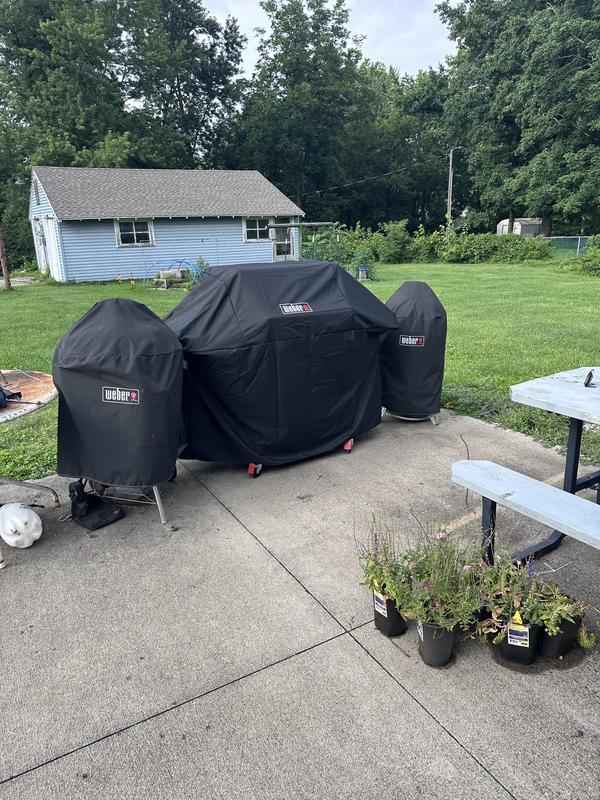 Size comparison to 22 inch kettle and 18 inch smoker