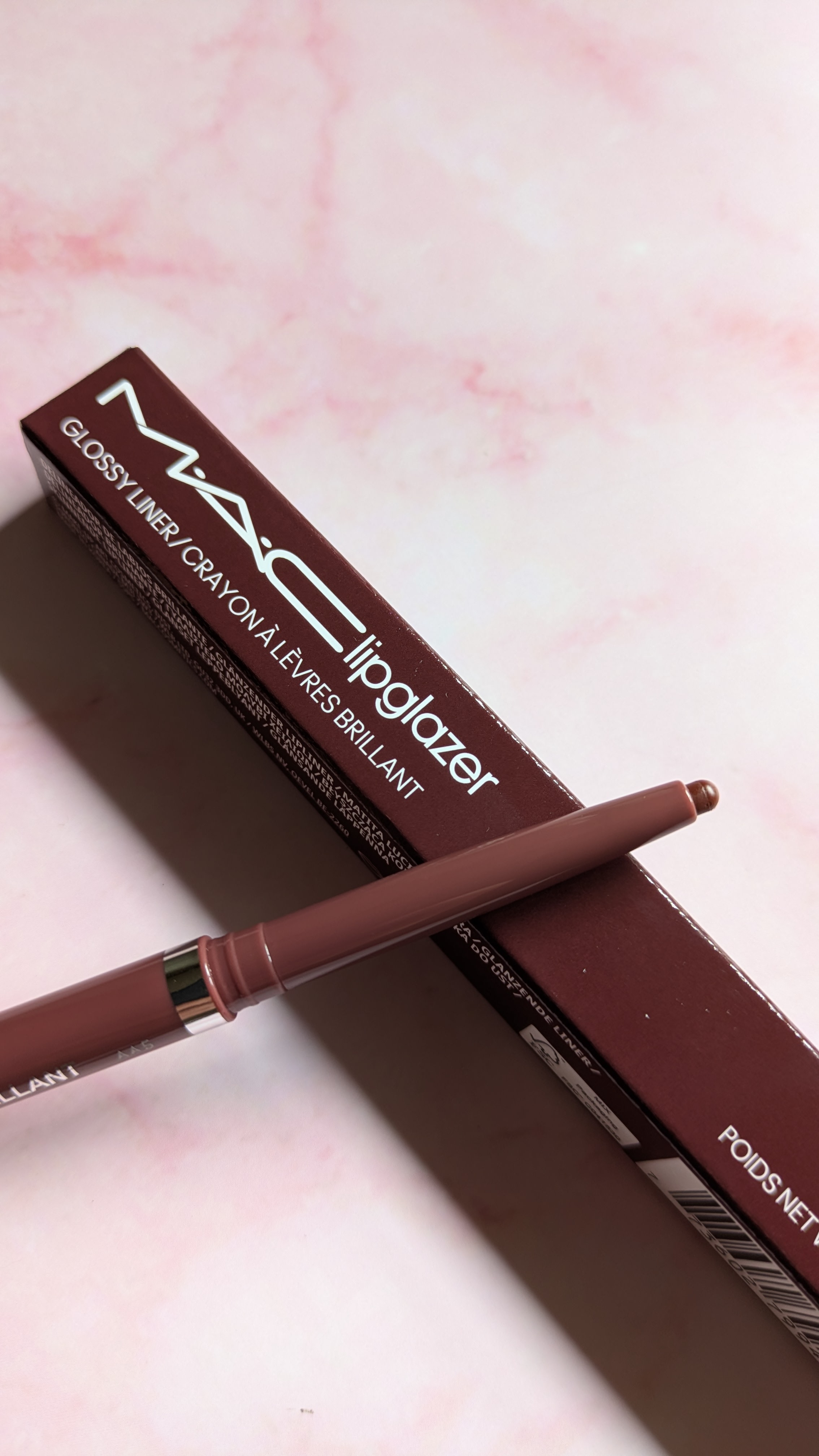 Nice glide, hydrating lip liner