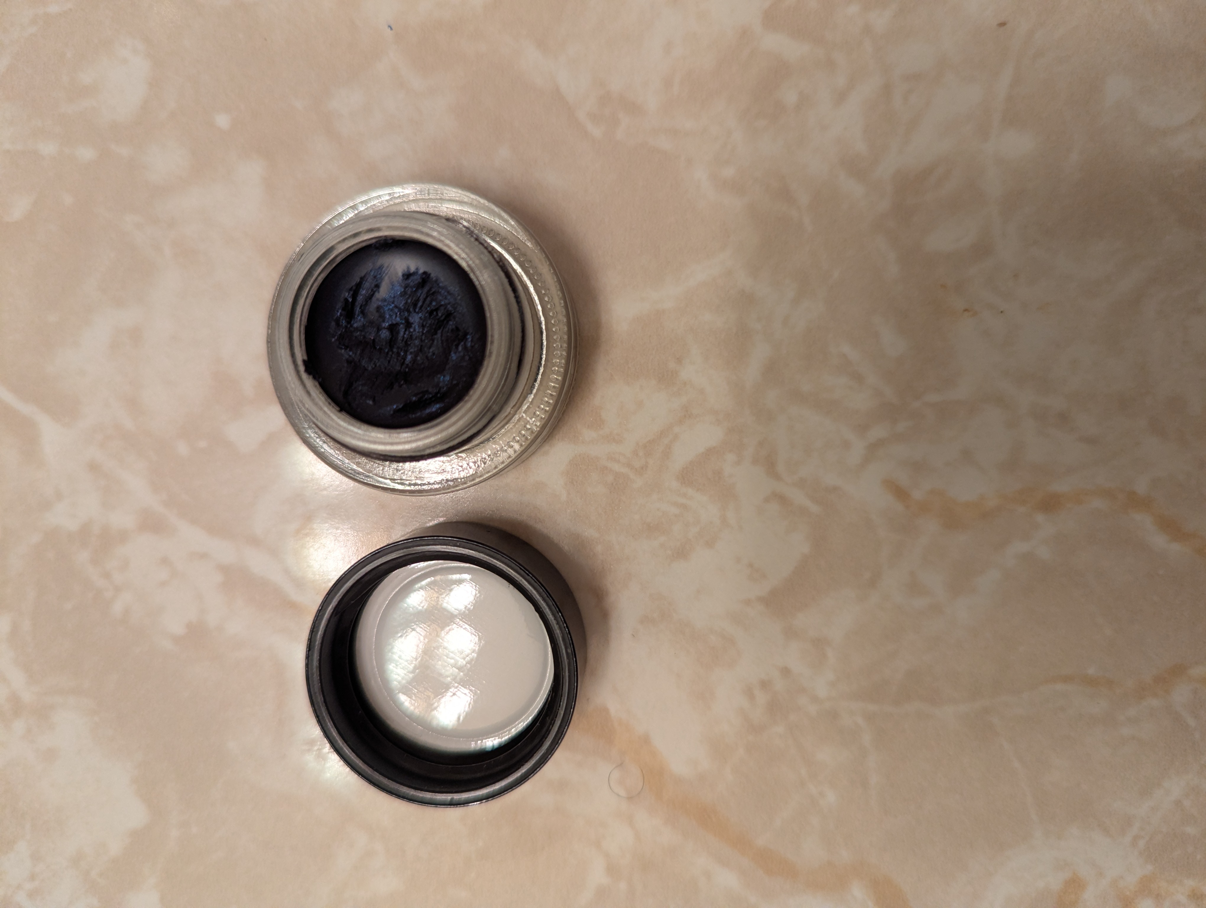 Great long wear eyegel
