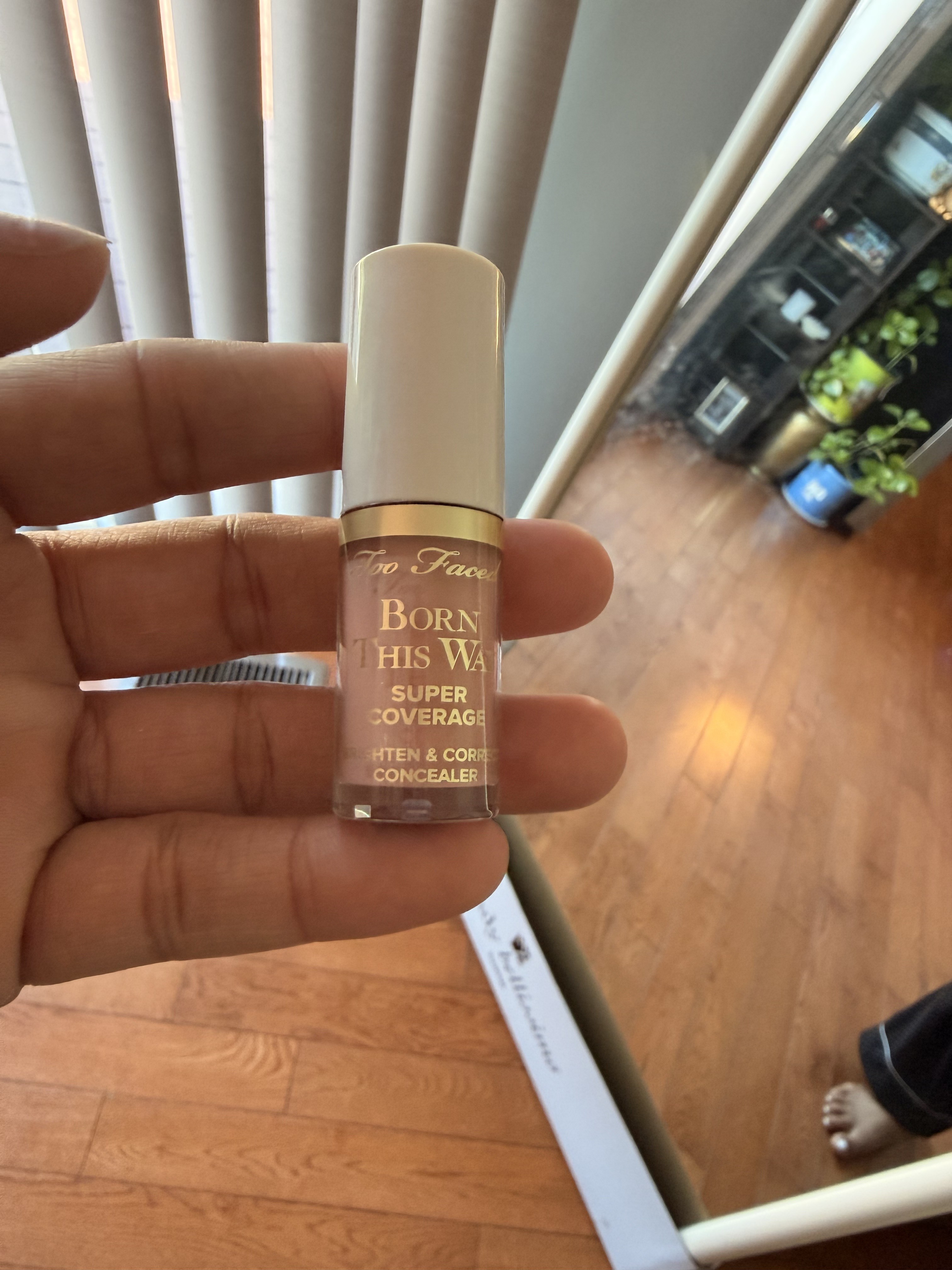 After using this product for the past few weeks, I love the results! It has helped keep my dry skin hydrated. Application is easy and the formula is...