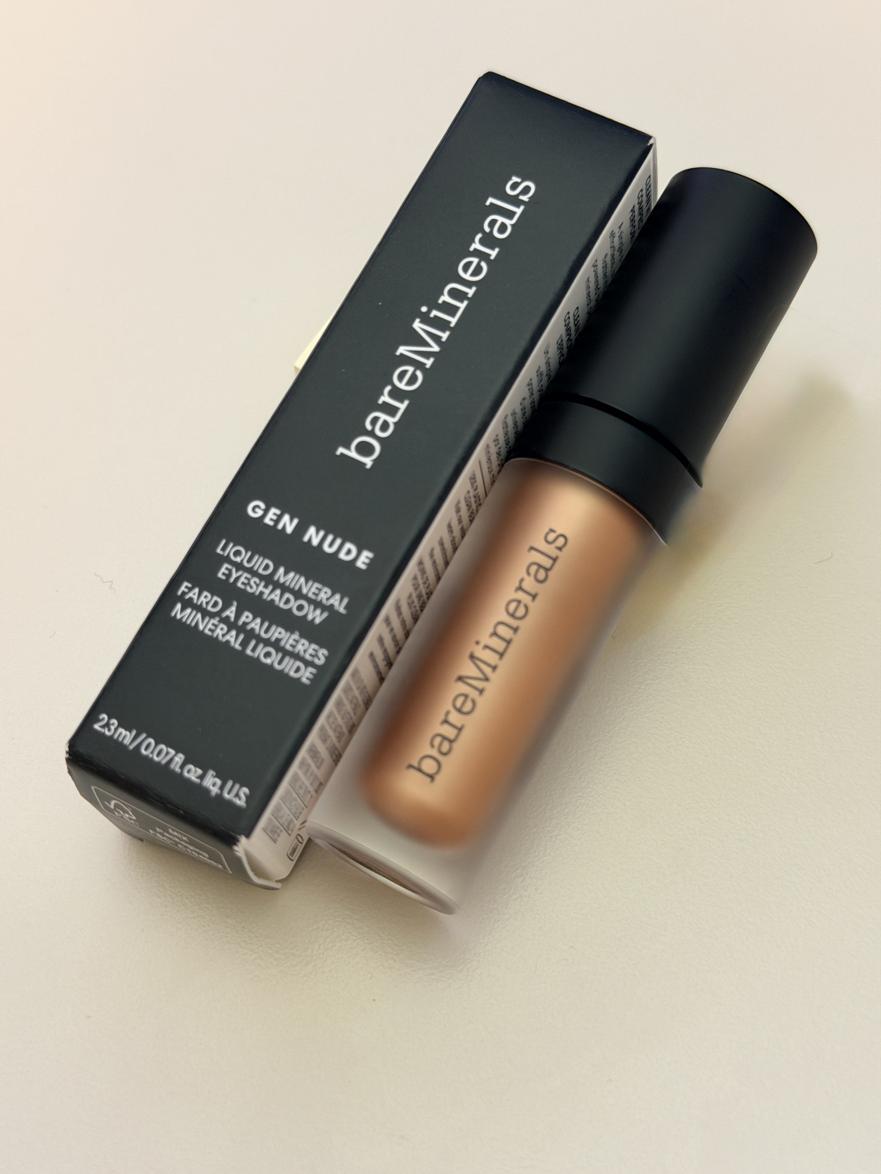 Gorgeous liquid eyeshadow packaging