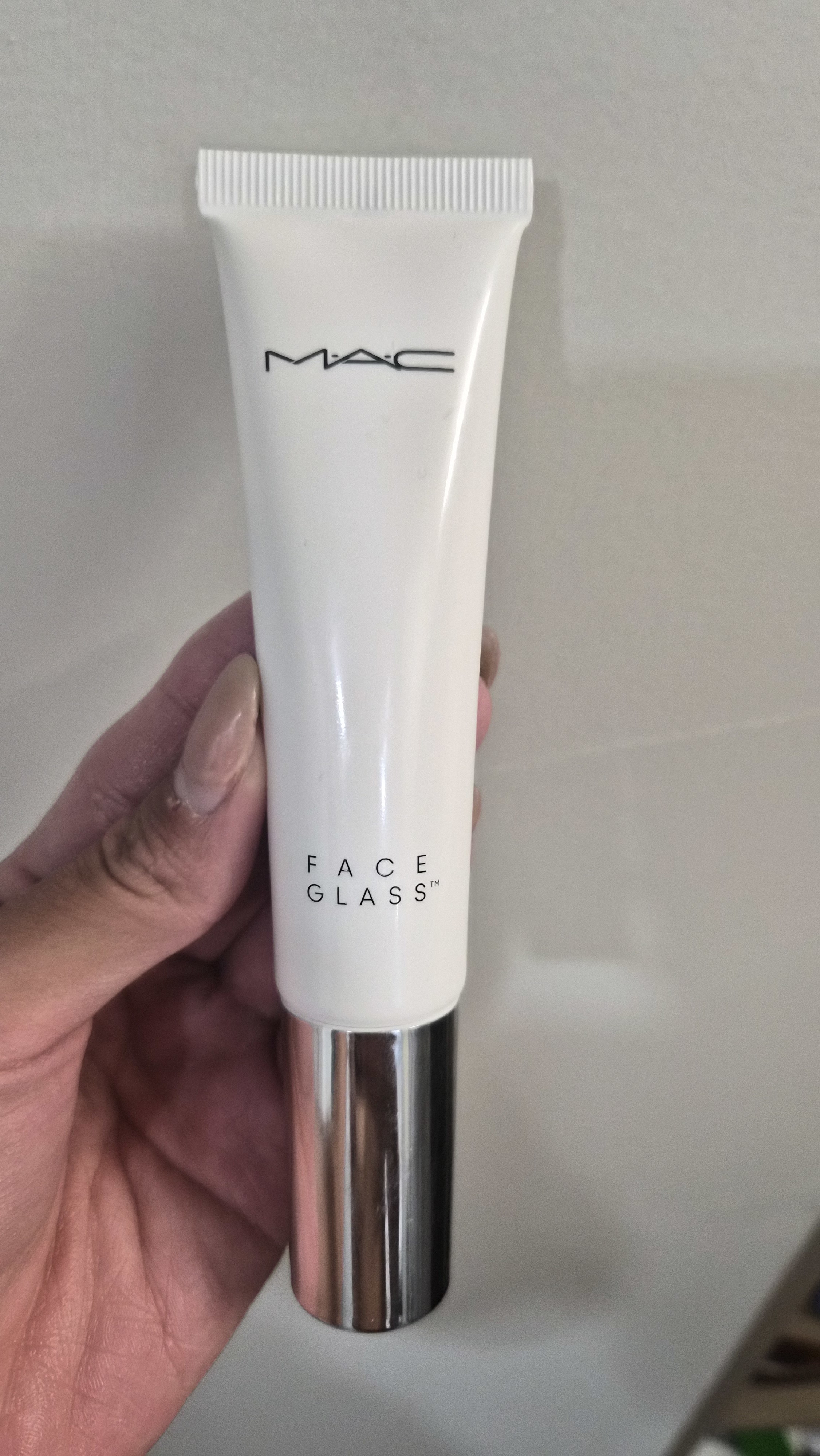 You get a lot of product and dont need much. Loved it!