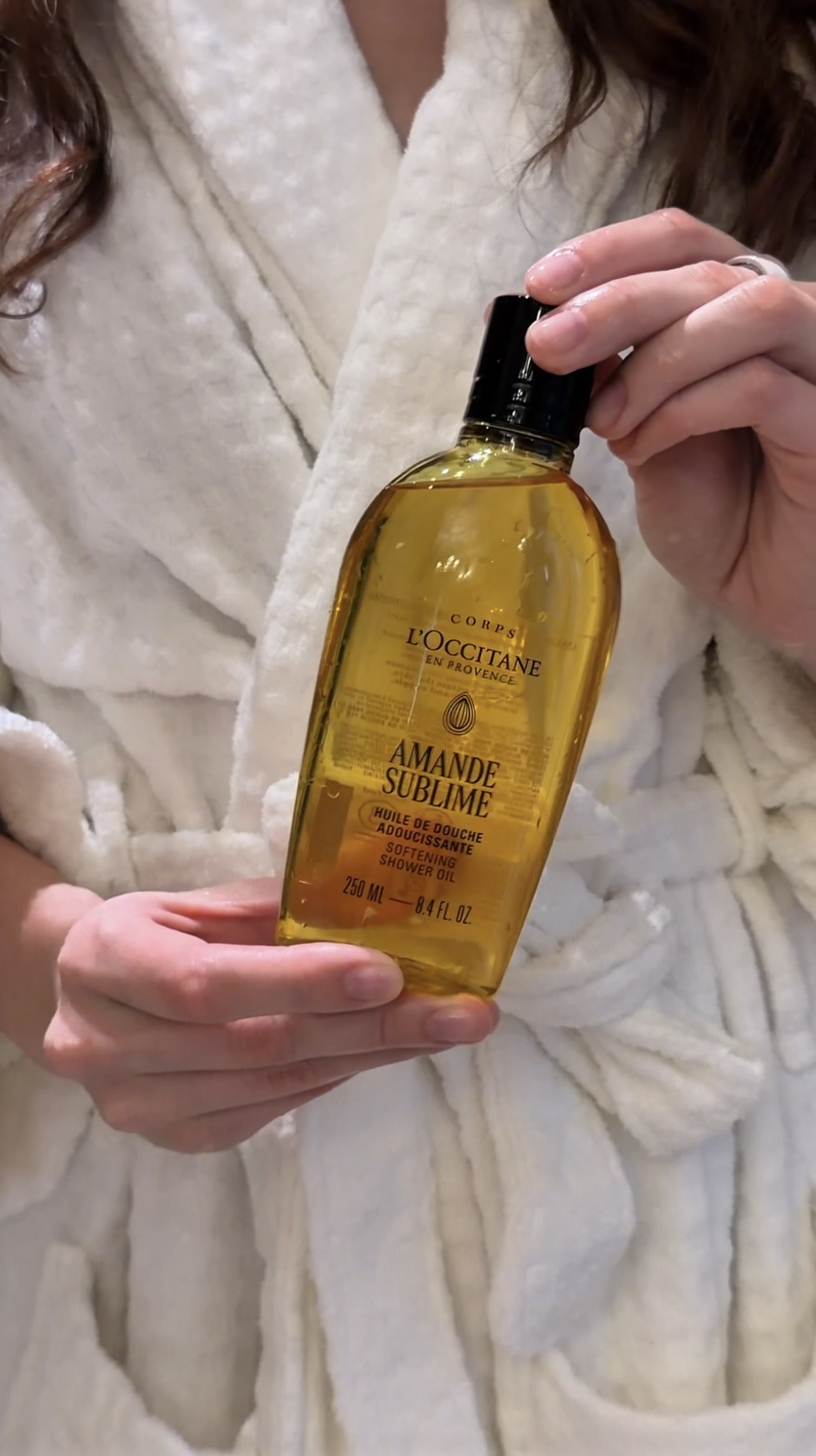 Soft, nourished skin and the most beautiful almond scent! 🤍