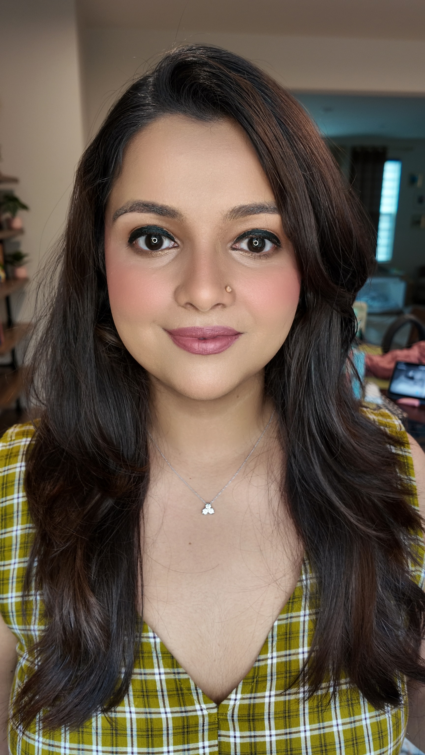 I did my base using mac strobe cream and Mac foundation in the shade NC35