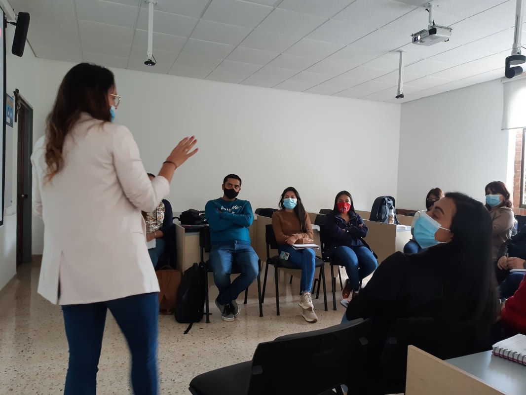 Charla personalizada
