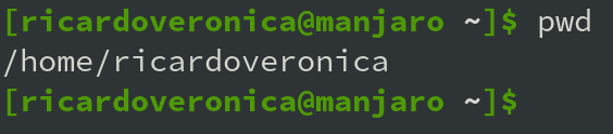 Uso del comando pwd y su resultado<br>
