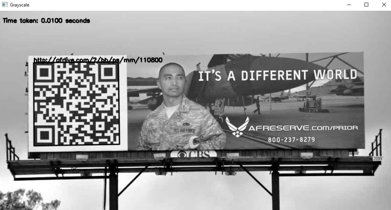 QR code recognition for grayscale image