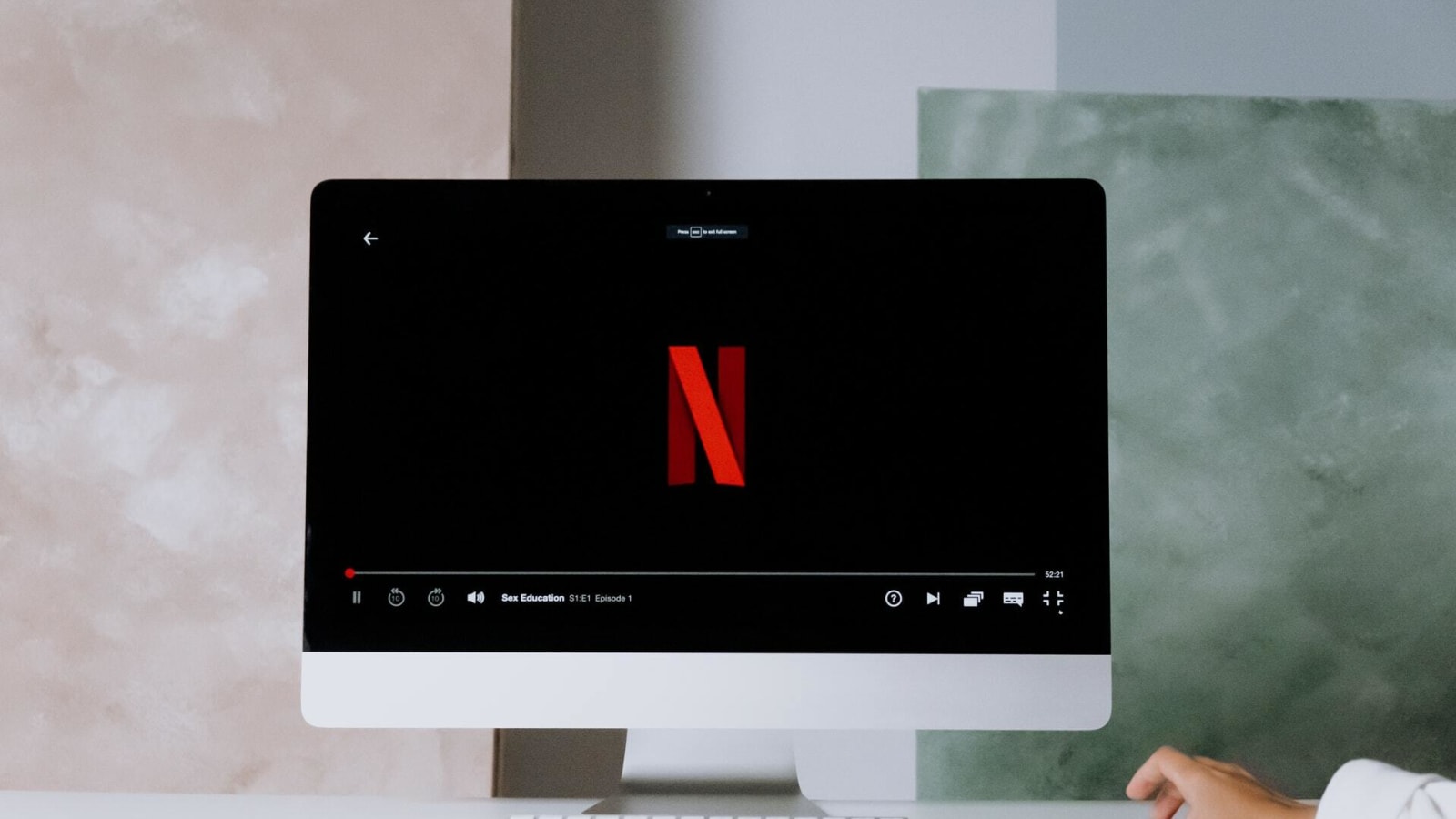 operating system requirements for netflix