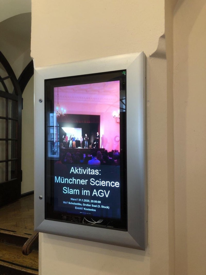 Raspberry pi digital signage store