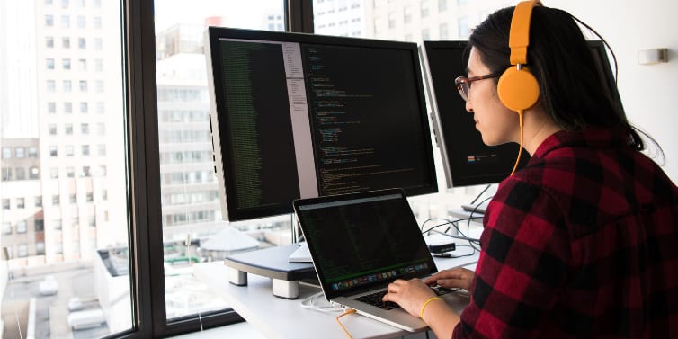 Why Do Programmers Work With Dark Backgrounds?