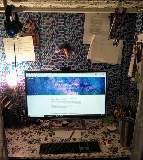 The Code Witch's micro-office