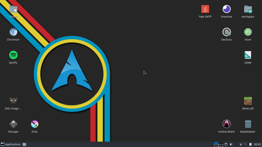 My humble desktop with paper icons and Plane-dark theme